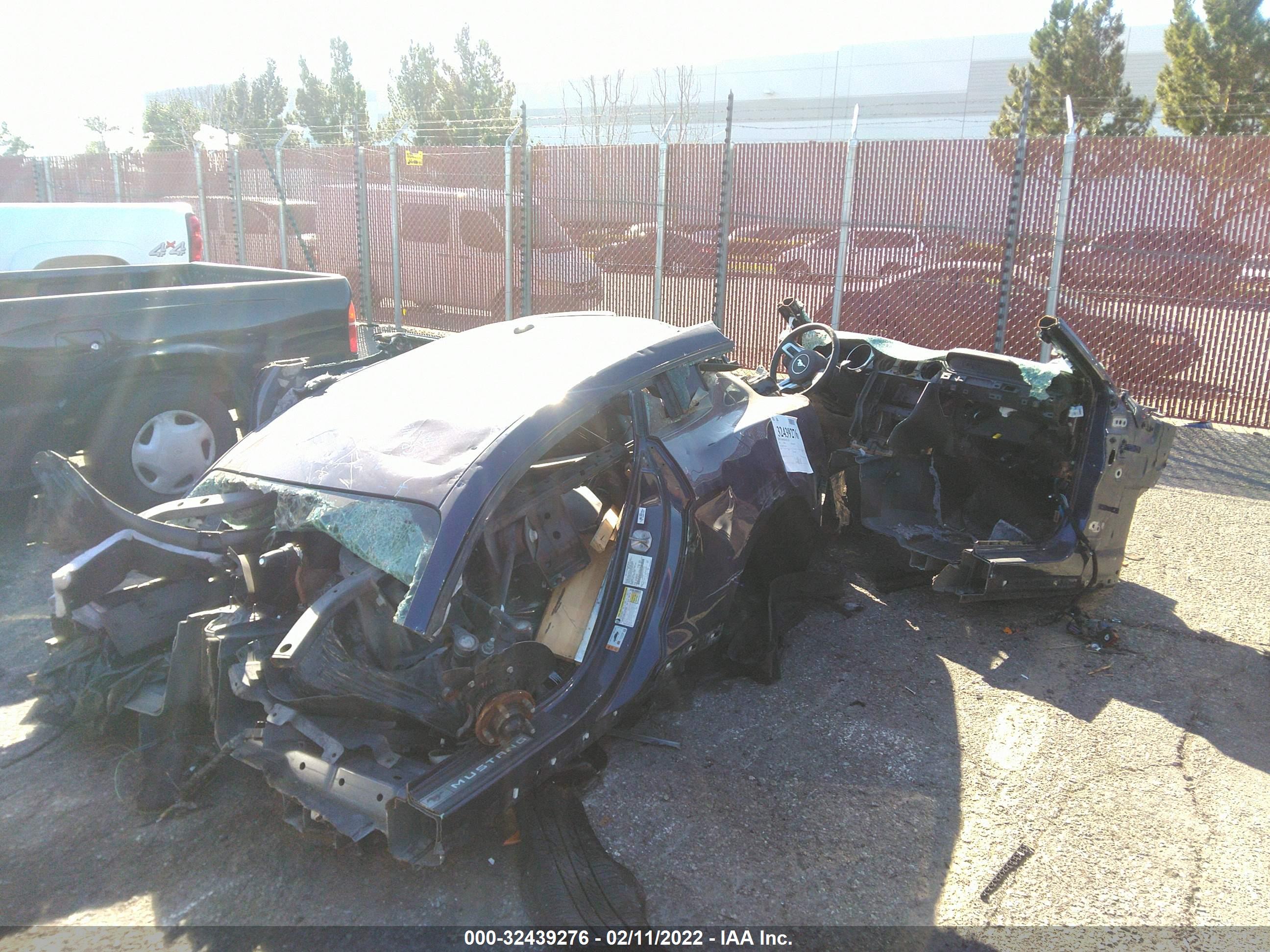 FORD MUSTANG image 6