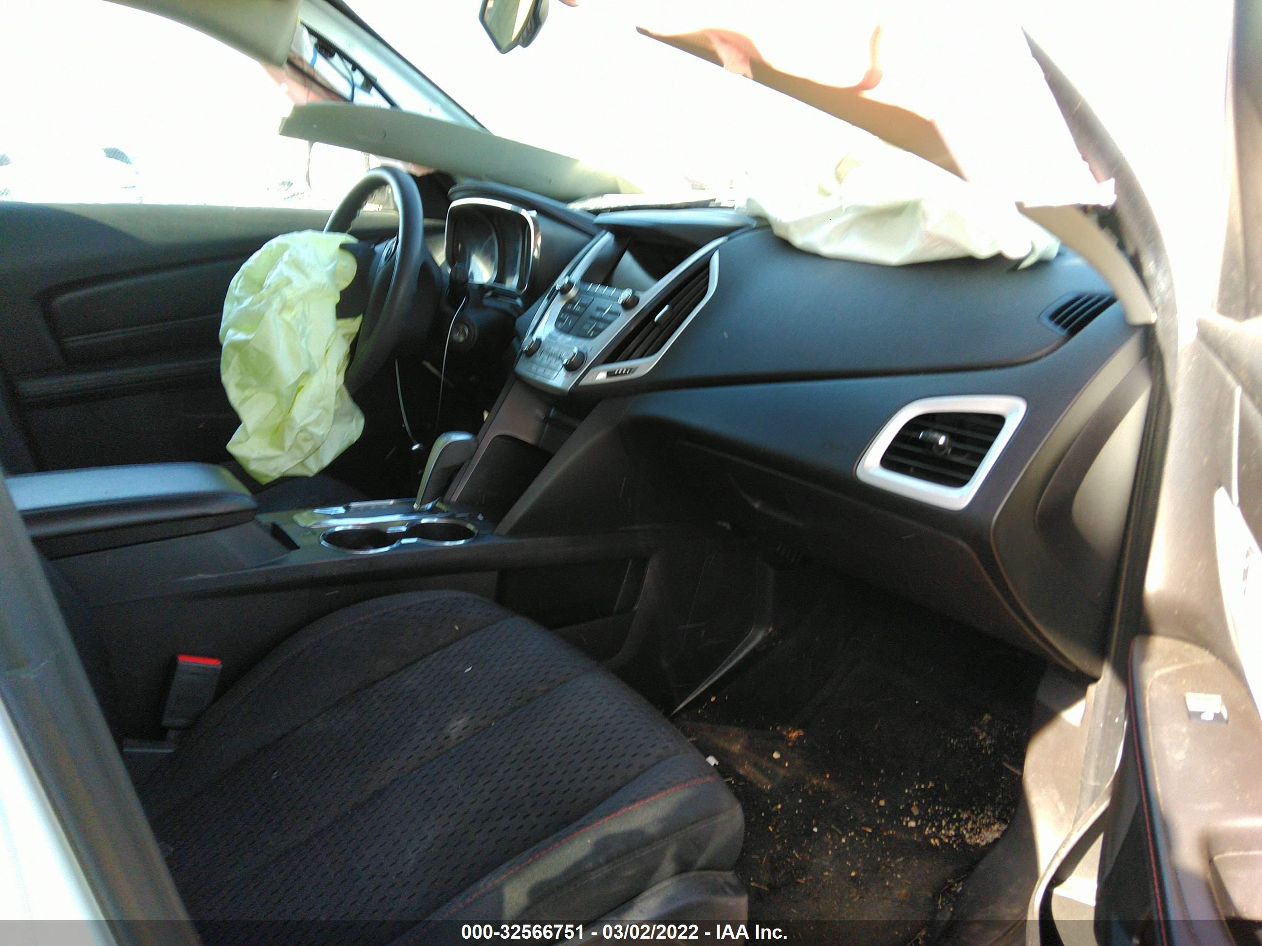 GMC TERRAIN image 5