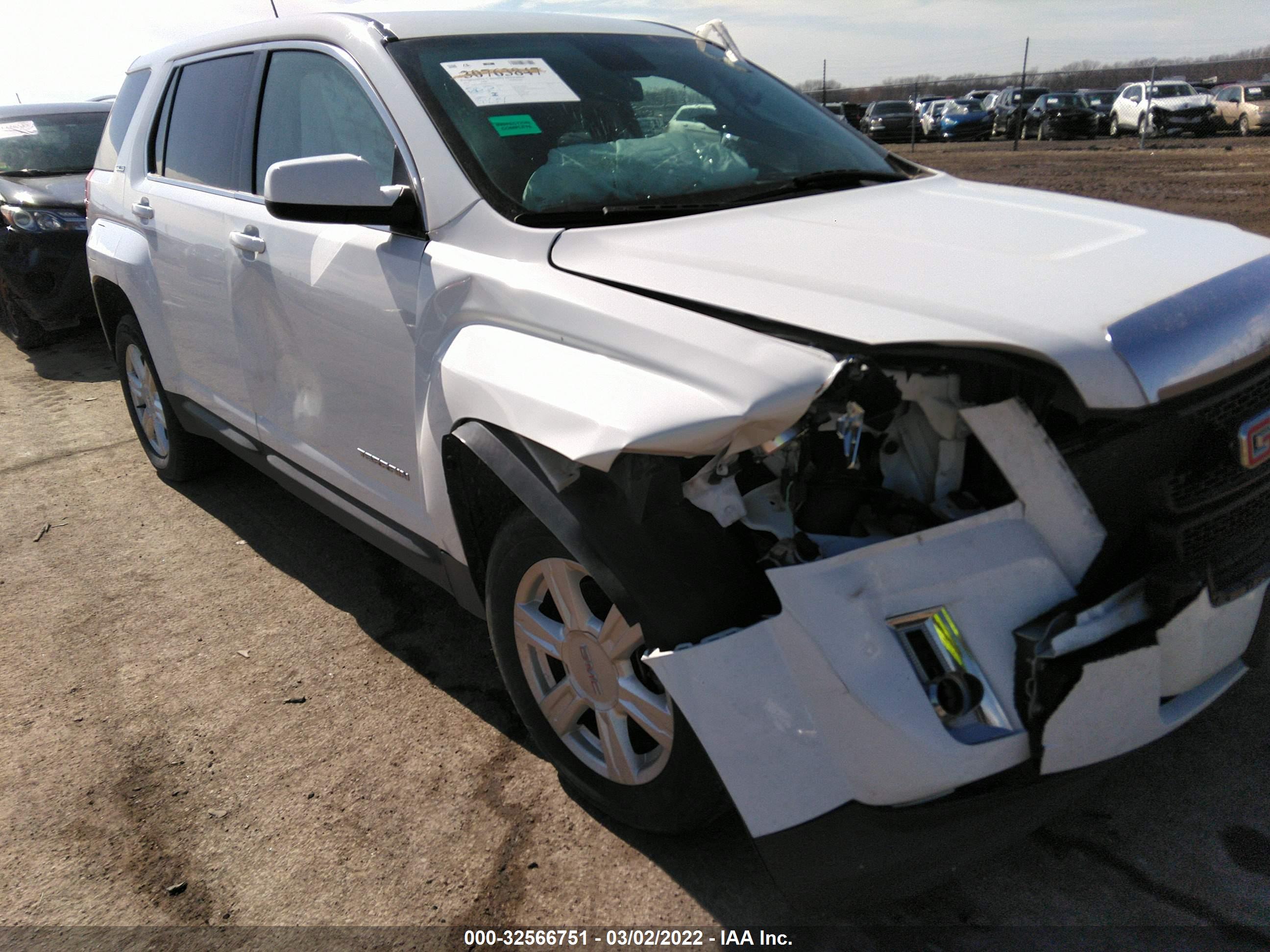 GMC TERRAIN image 6