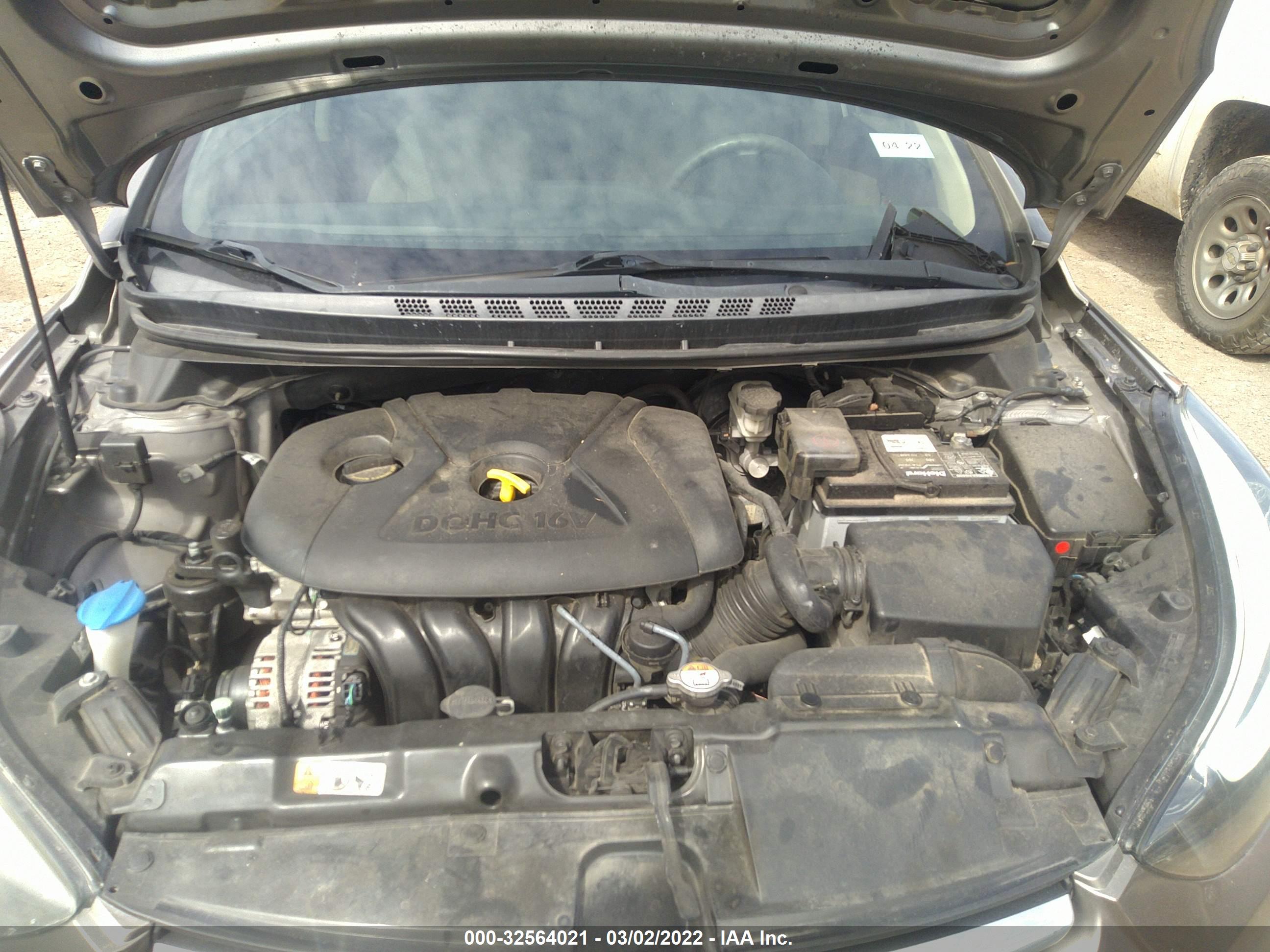 HYUNDAI ELANTRA image 10