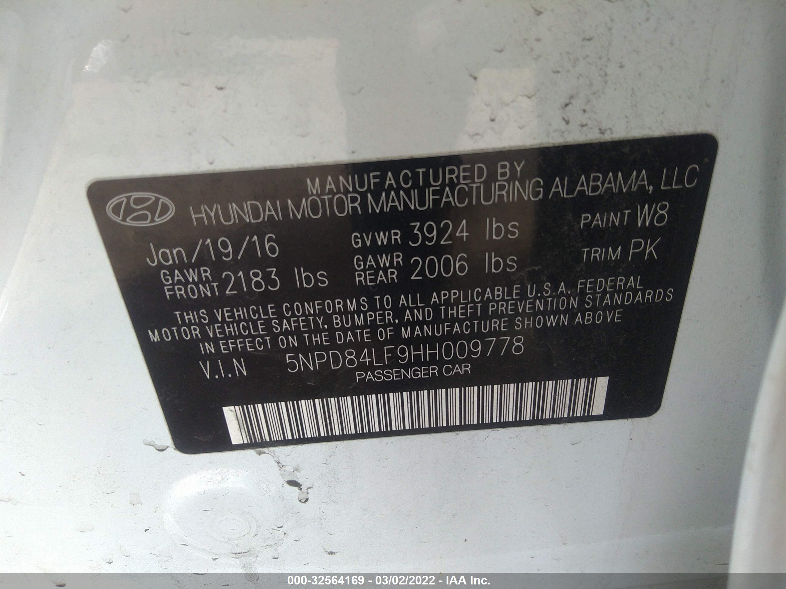 HYUNDAI ELANTRA image 9