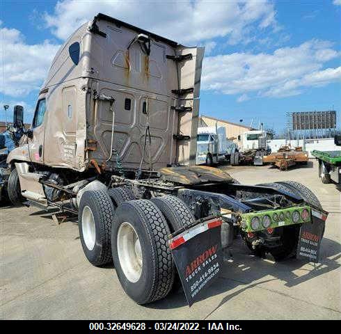 FREIGHTLINER CASCADIA image 3