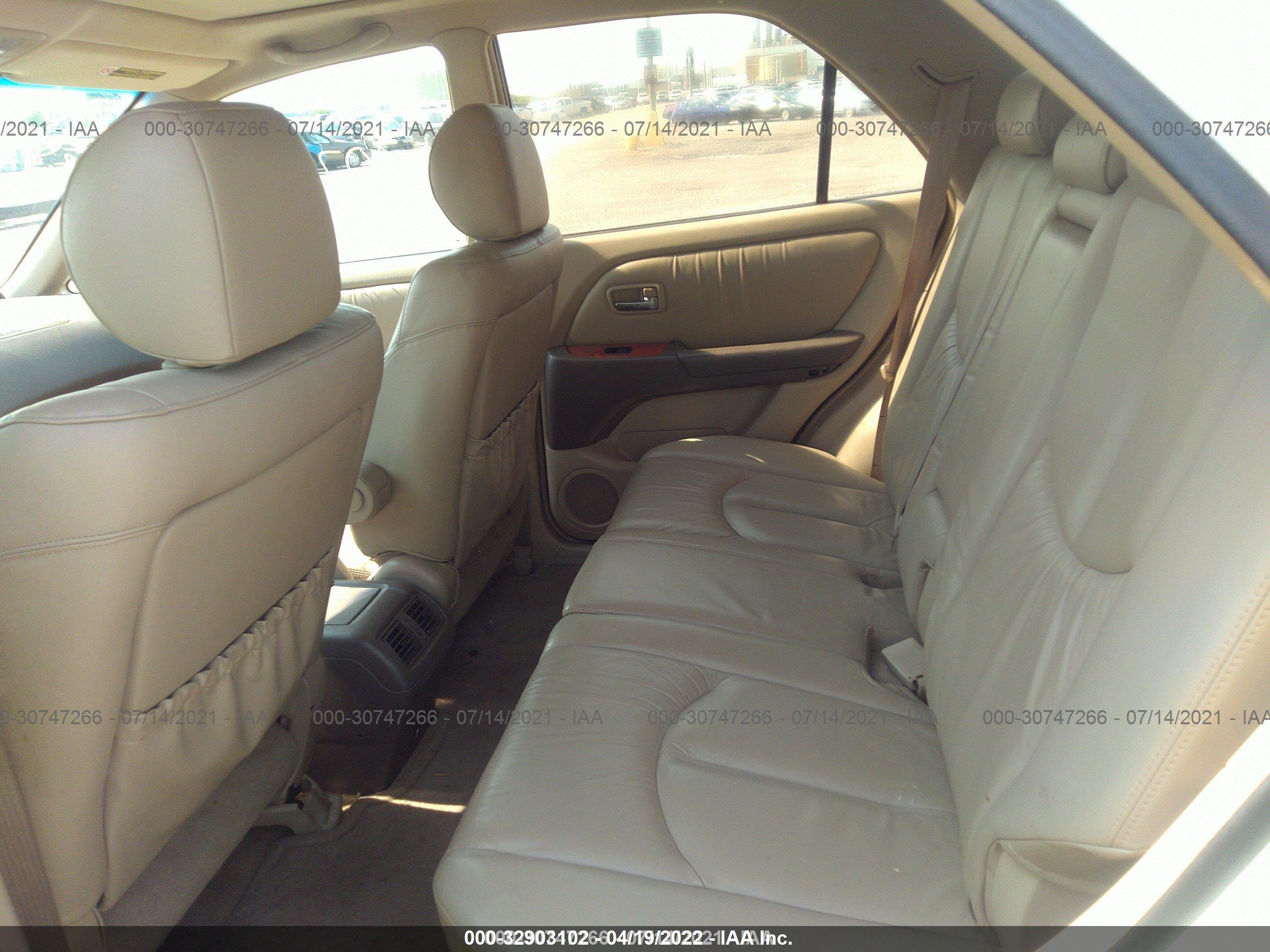 LEXUS RX image 8