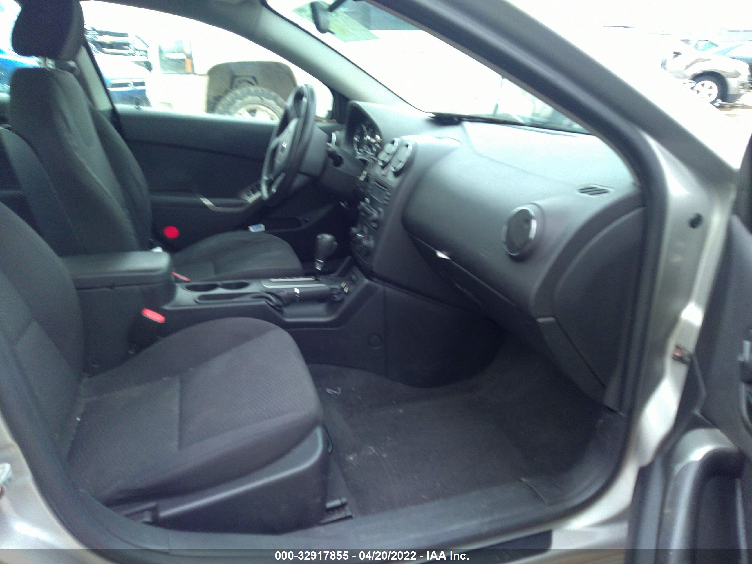 PONTIAC G6 image 5