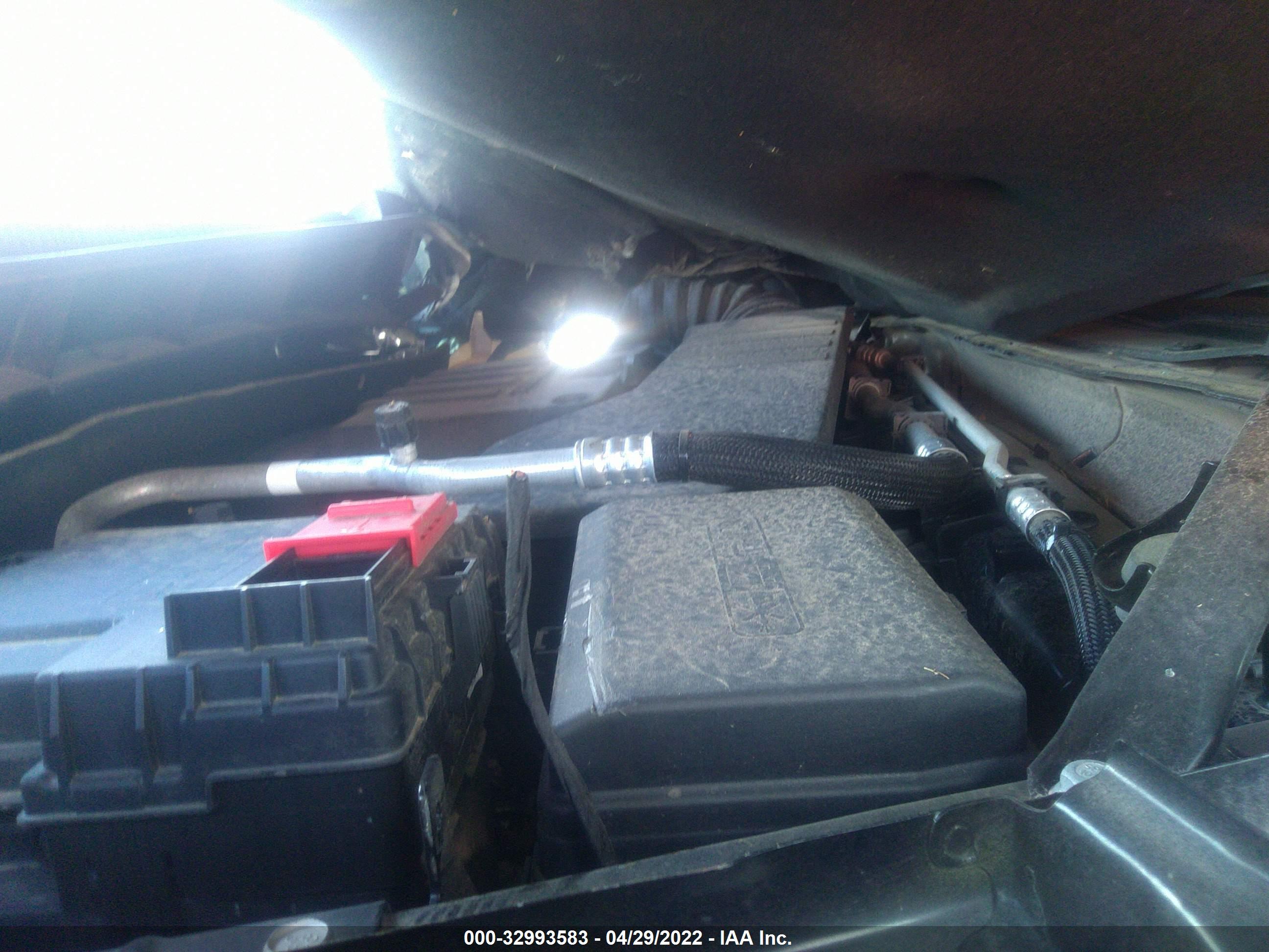 CHEVROLET SILVERADO image 10