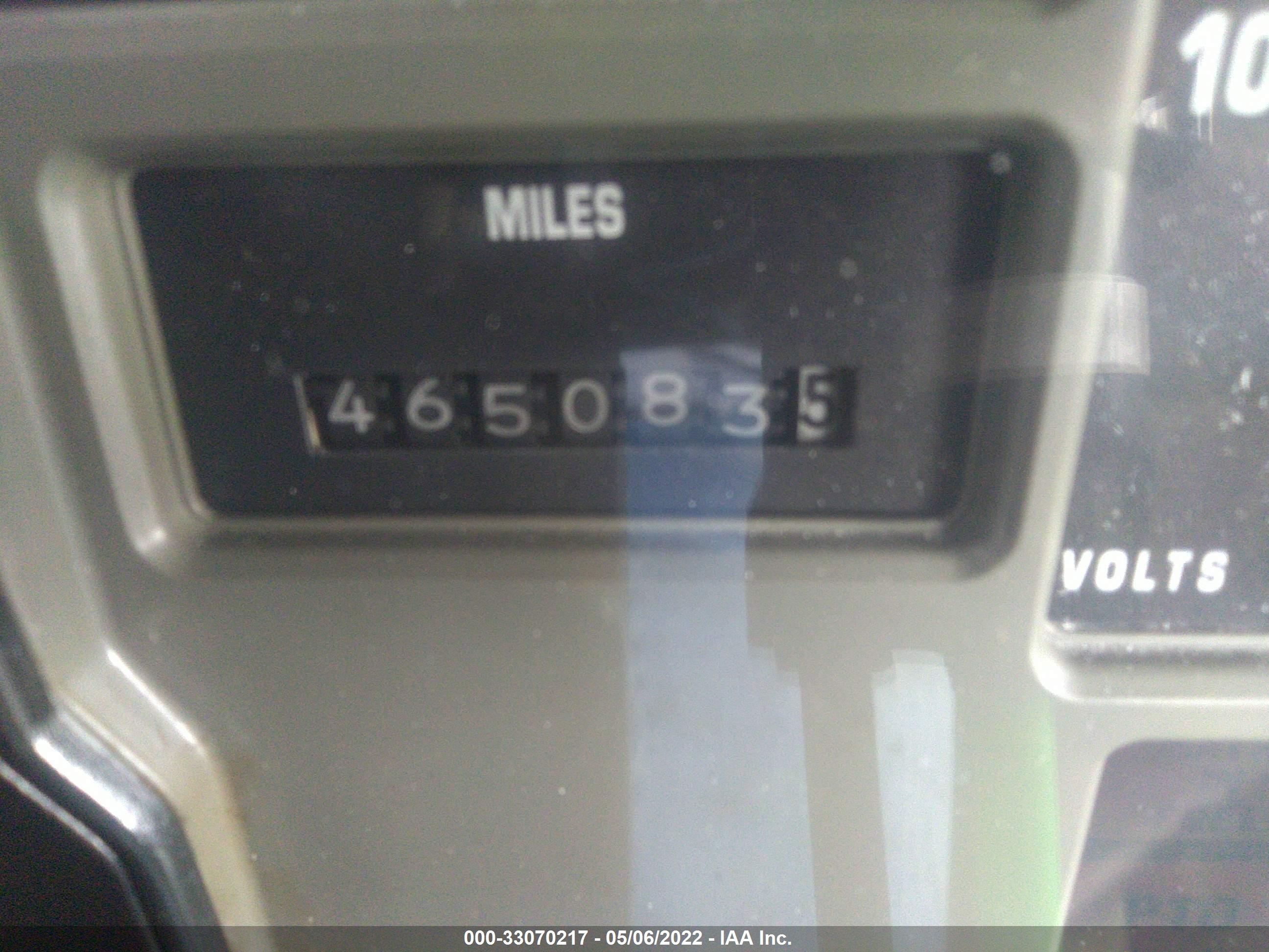 INTERNATIONAL 8000 image 6