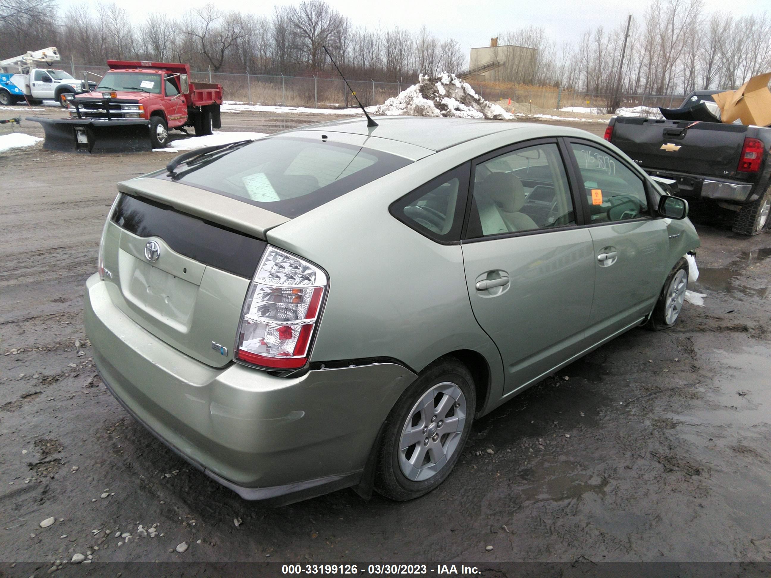 TOYOTA PRIUS image 4