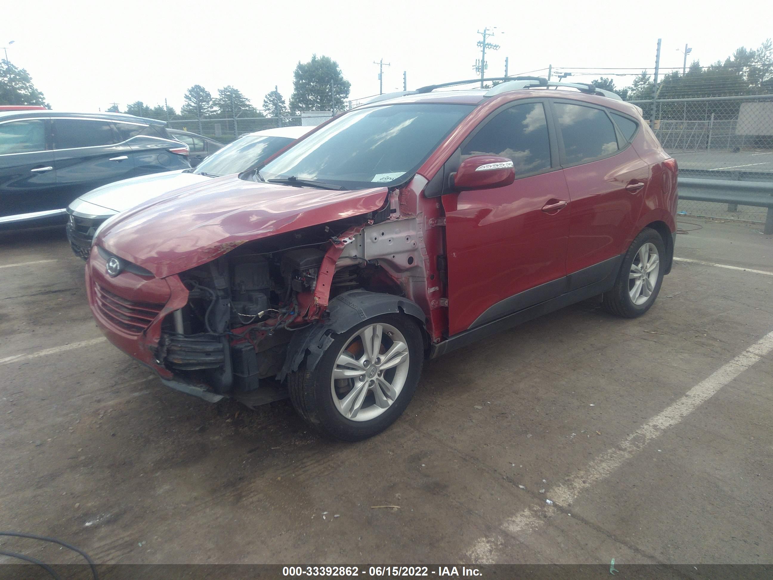HYUNDAI TUCSON image 2
