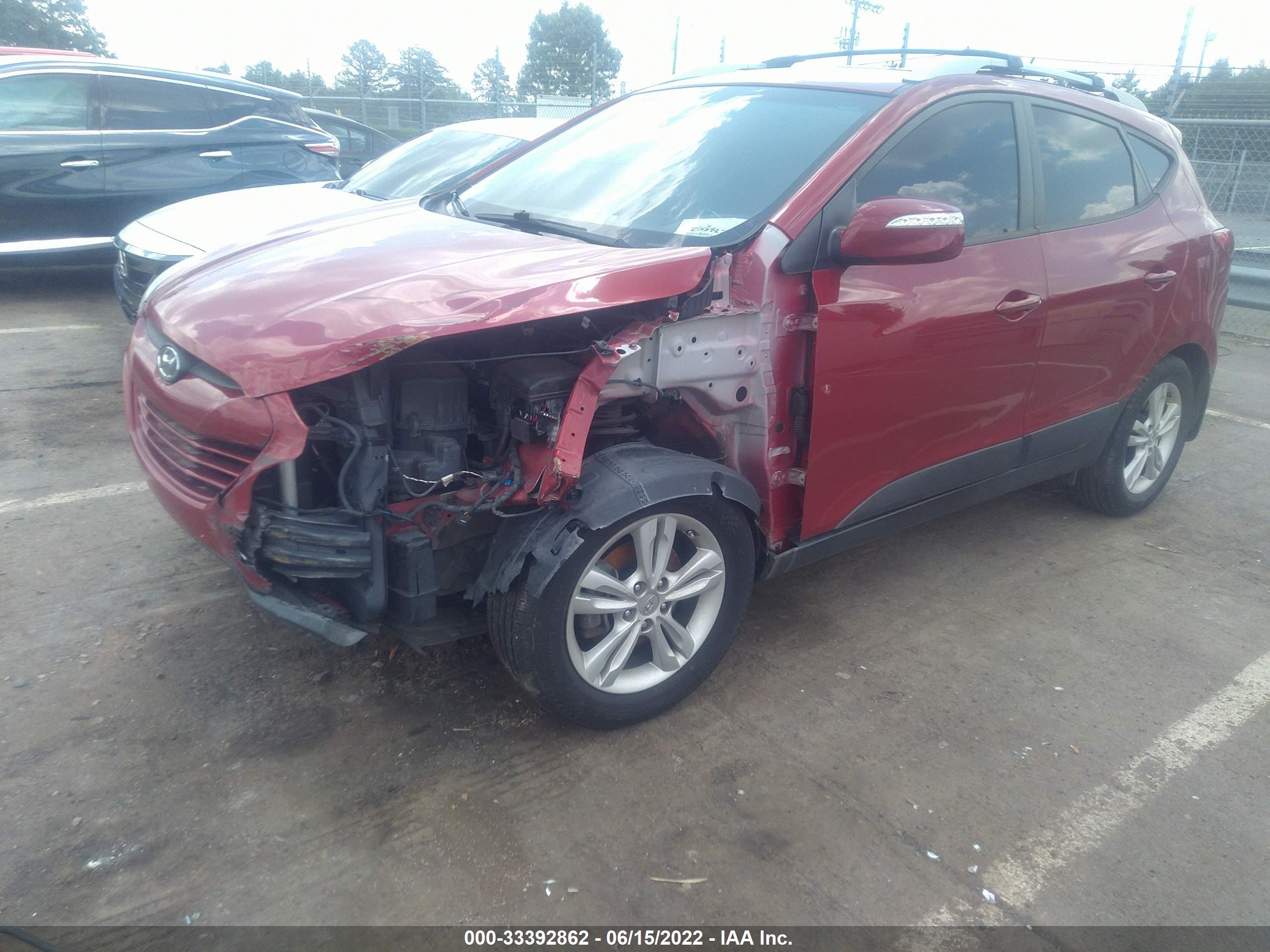 HYUNDAI TUCSON image 6