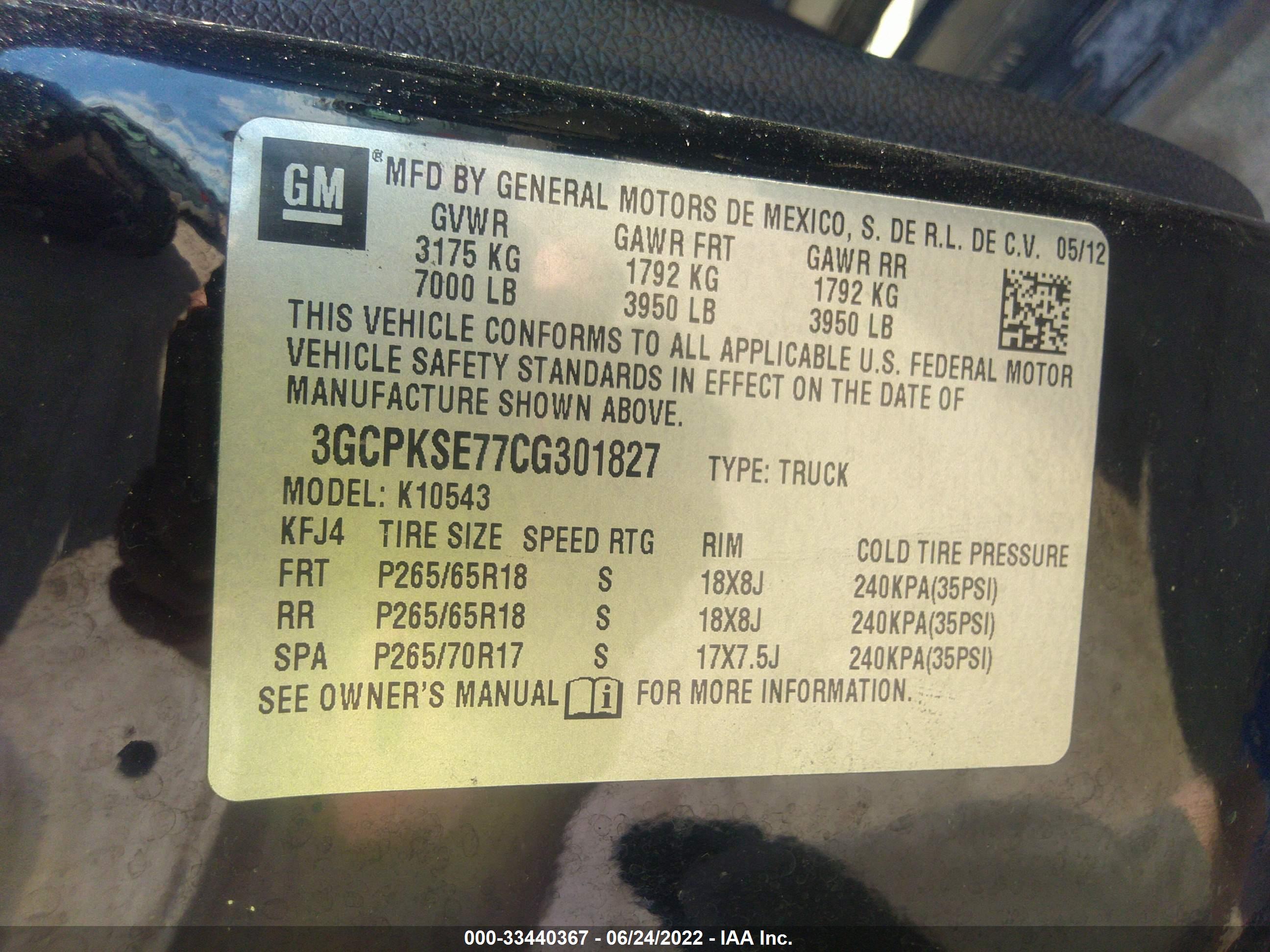 CHEVROLET SILVERADO image 9