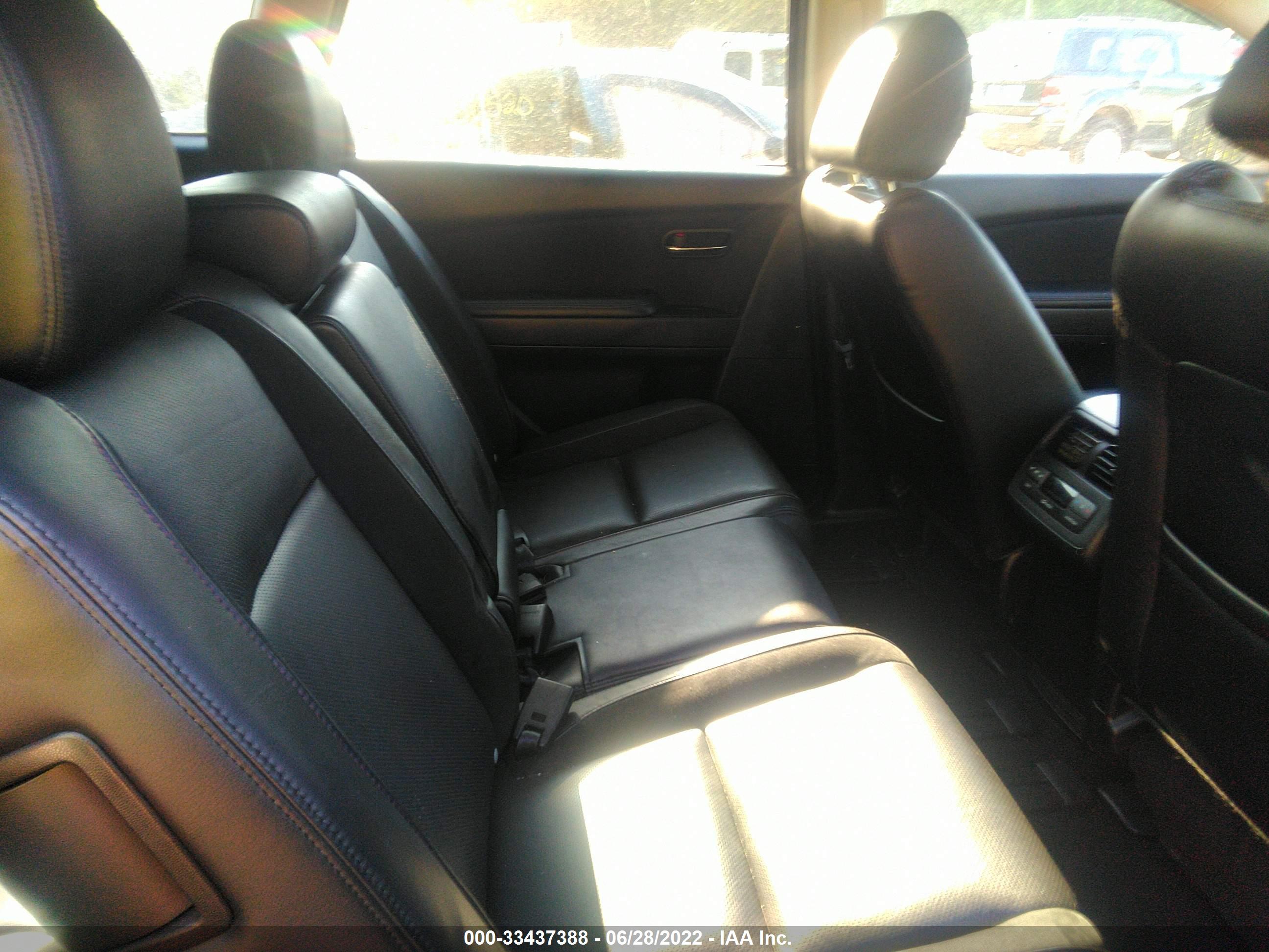 MAZDA CX-9 image 8