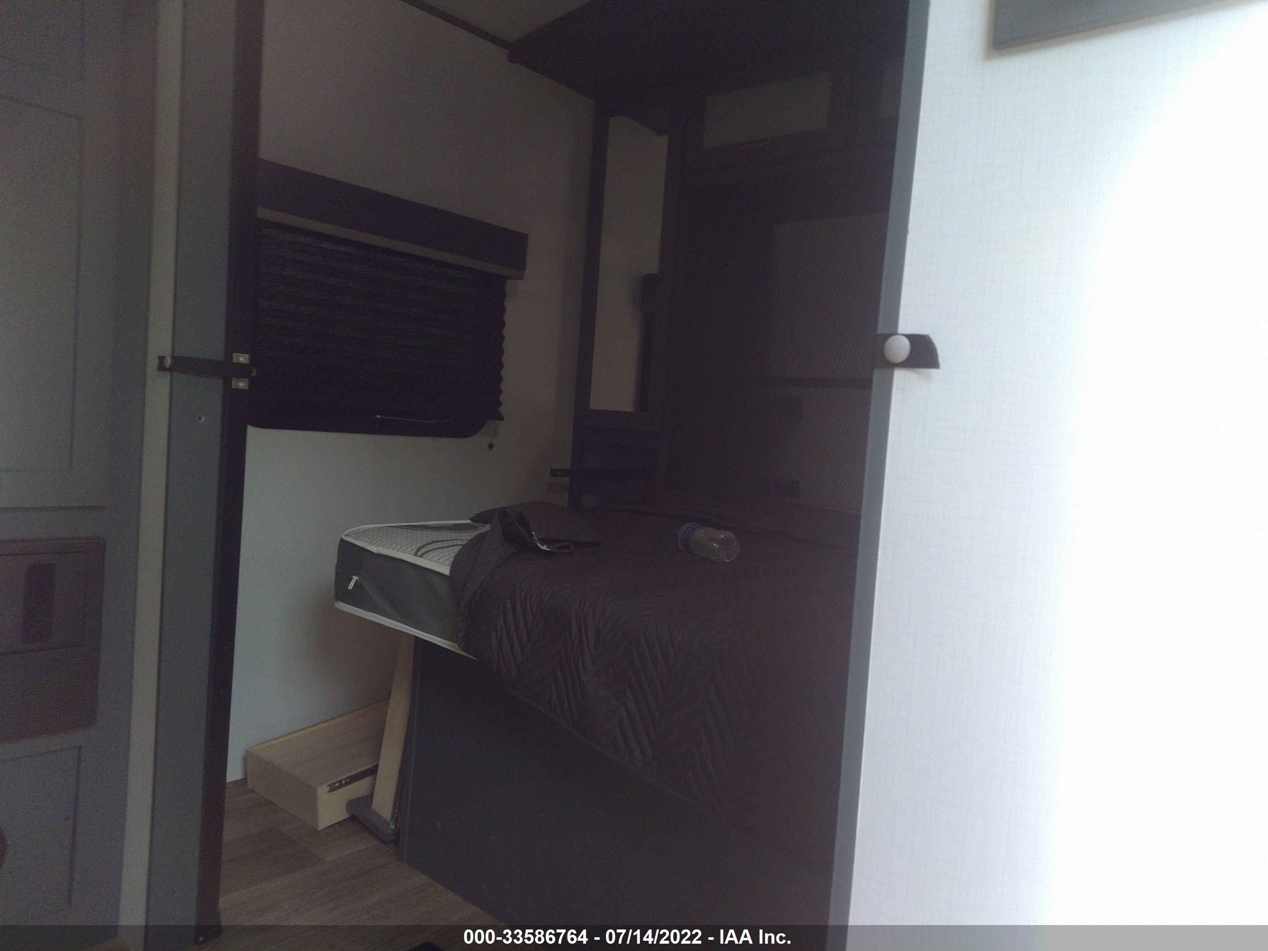 KEYSTONE RV image 5