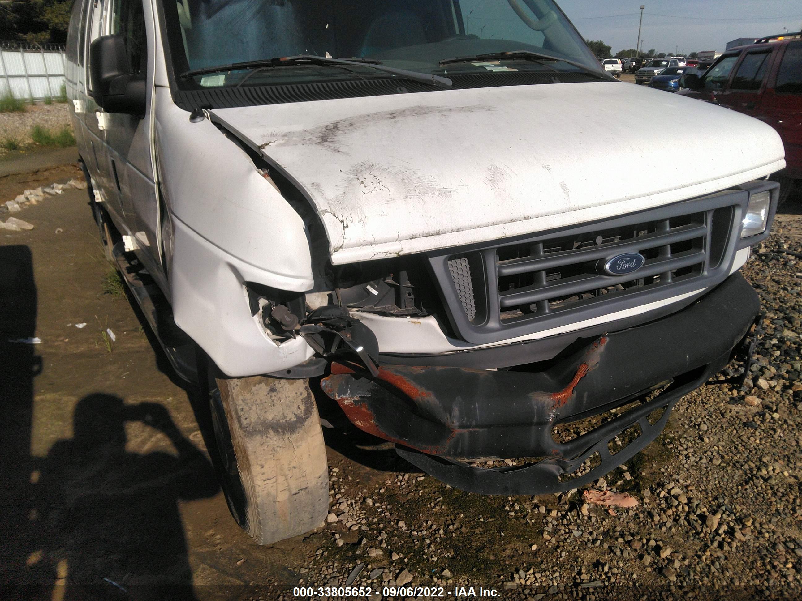FORD E-250 image 6