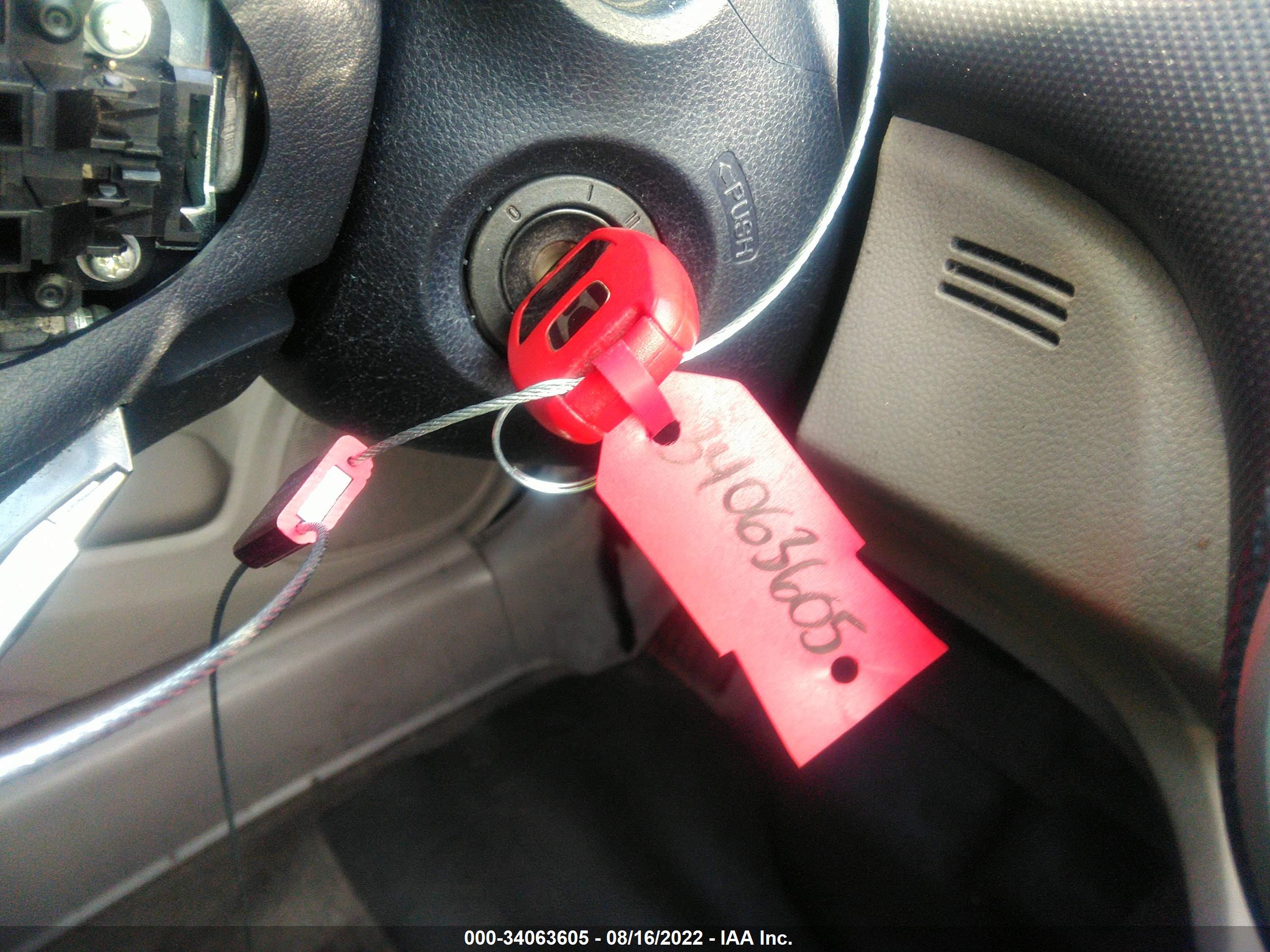 HONDA INSIGHT image 11