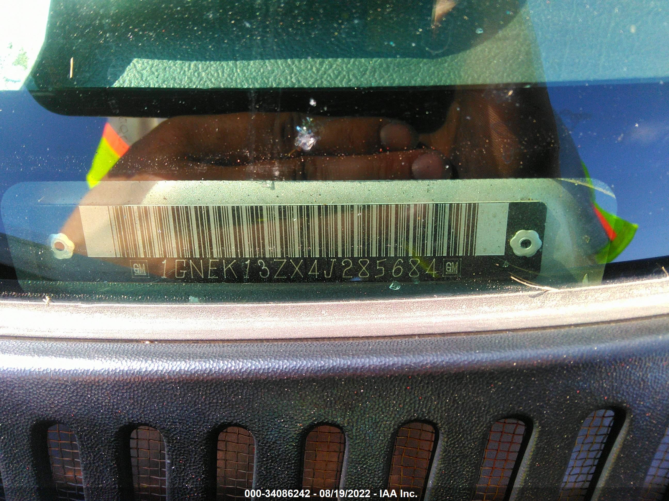 CHEVROLET TAHOE image 9