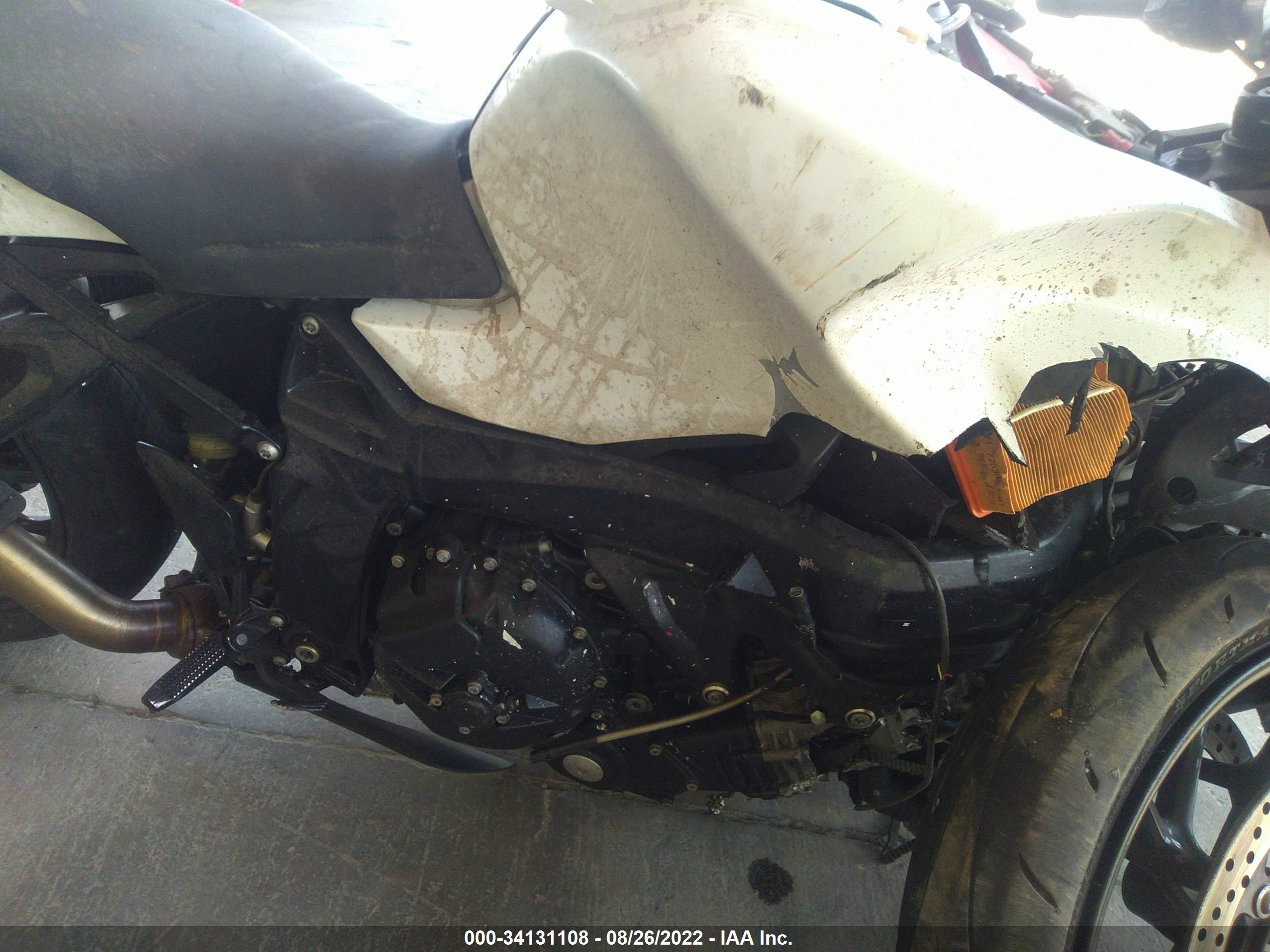 BMW K1200 image 8