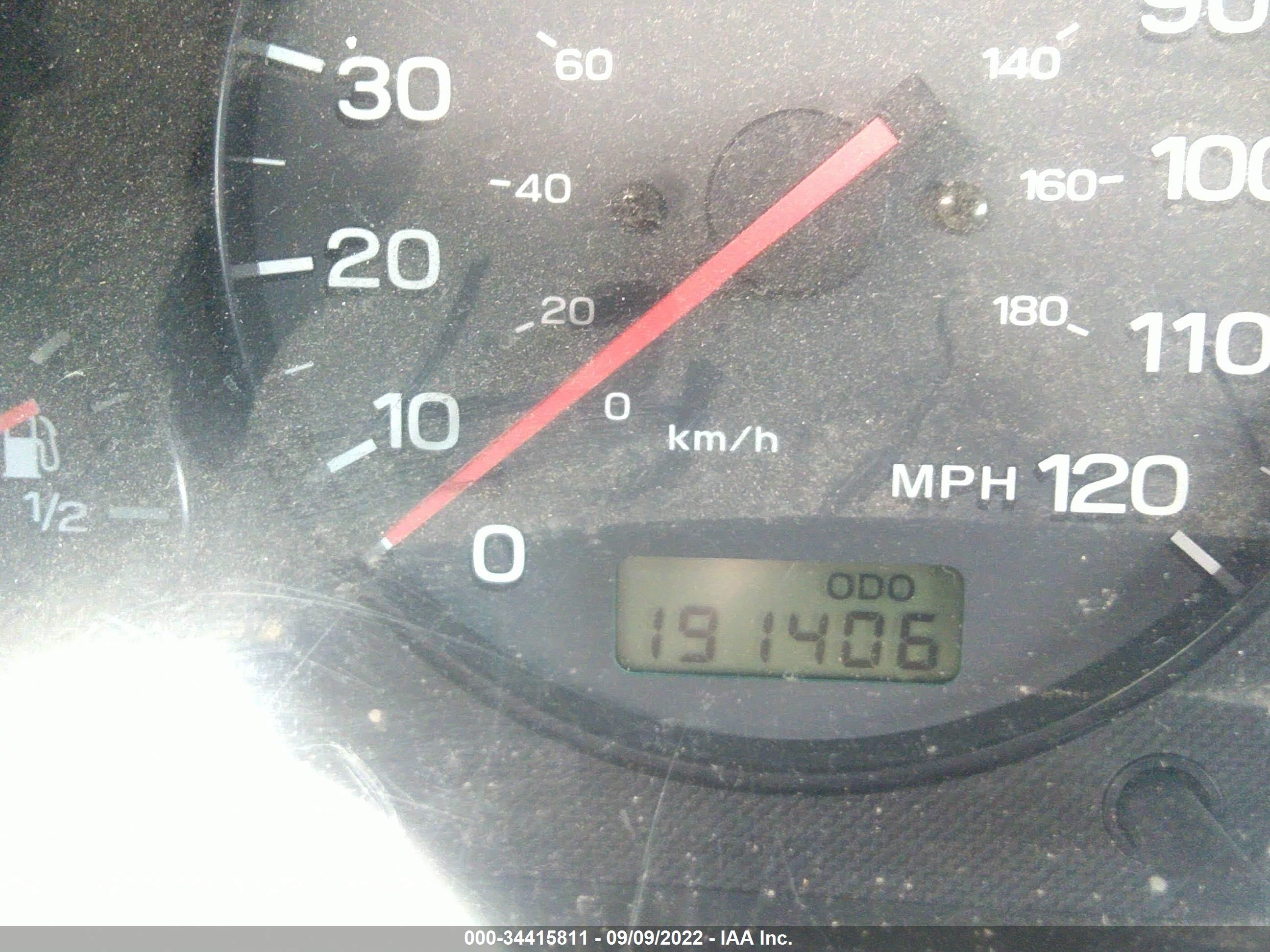 SUBARU LEGACY image 7