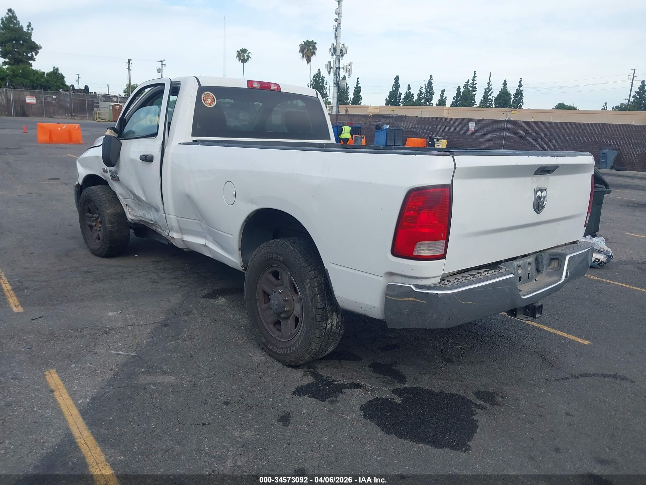 RAM 2500 image 3