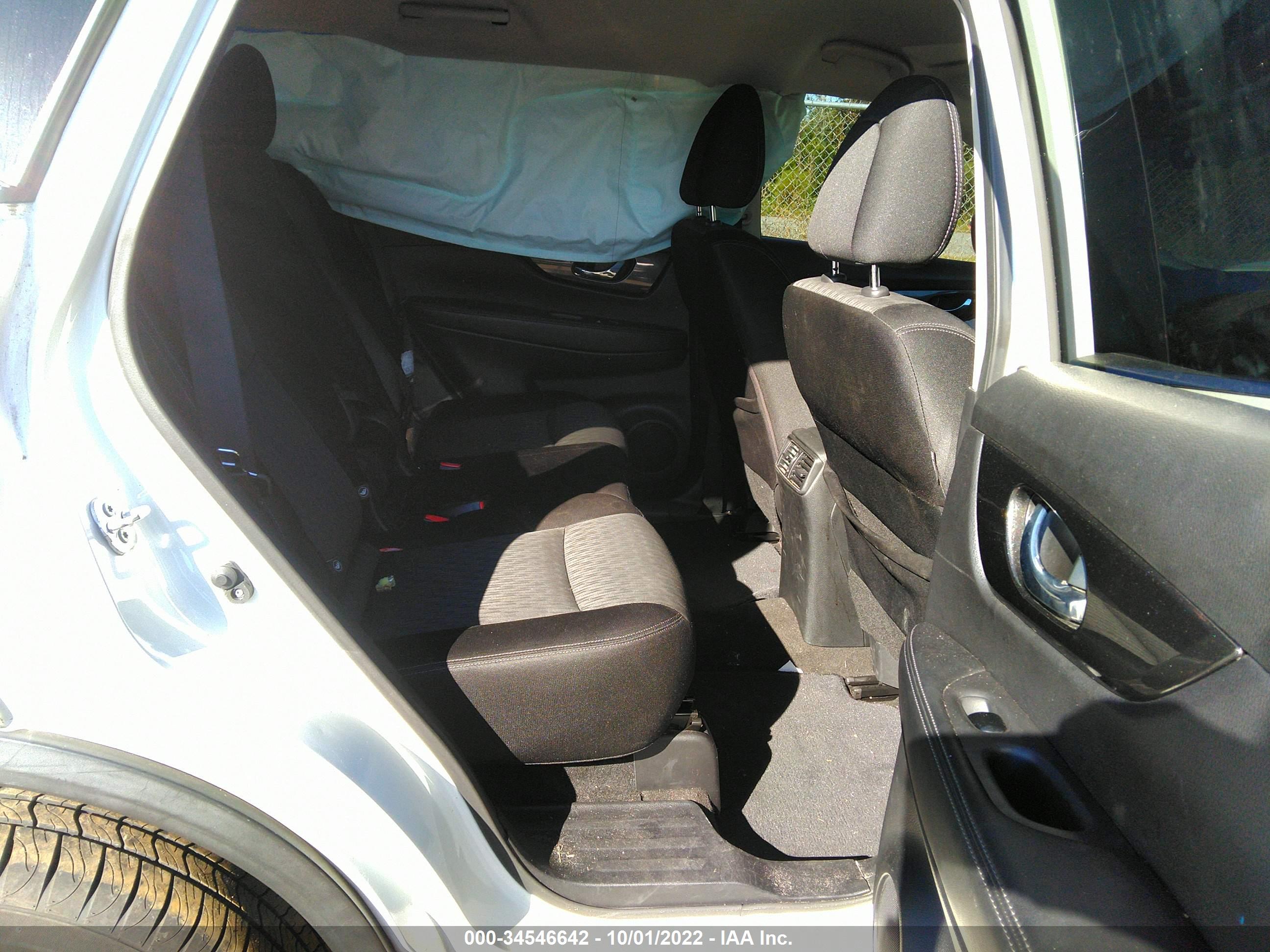NISSAN ROGUE image 8