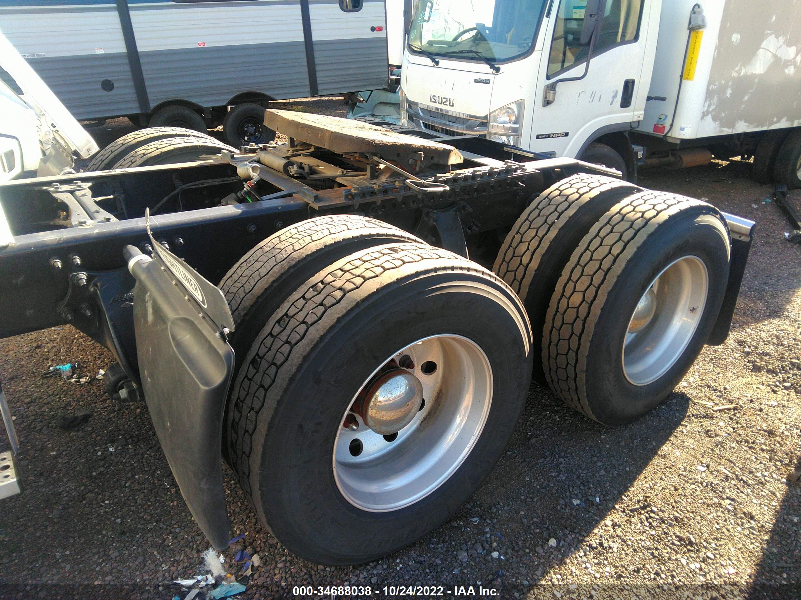 FREIGHTLINER CASCADIA image 7