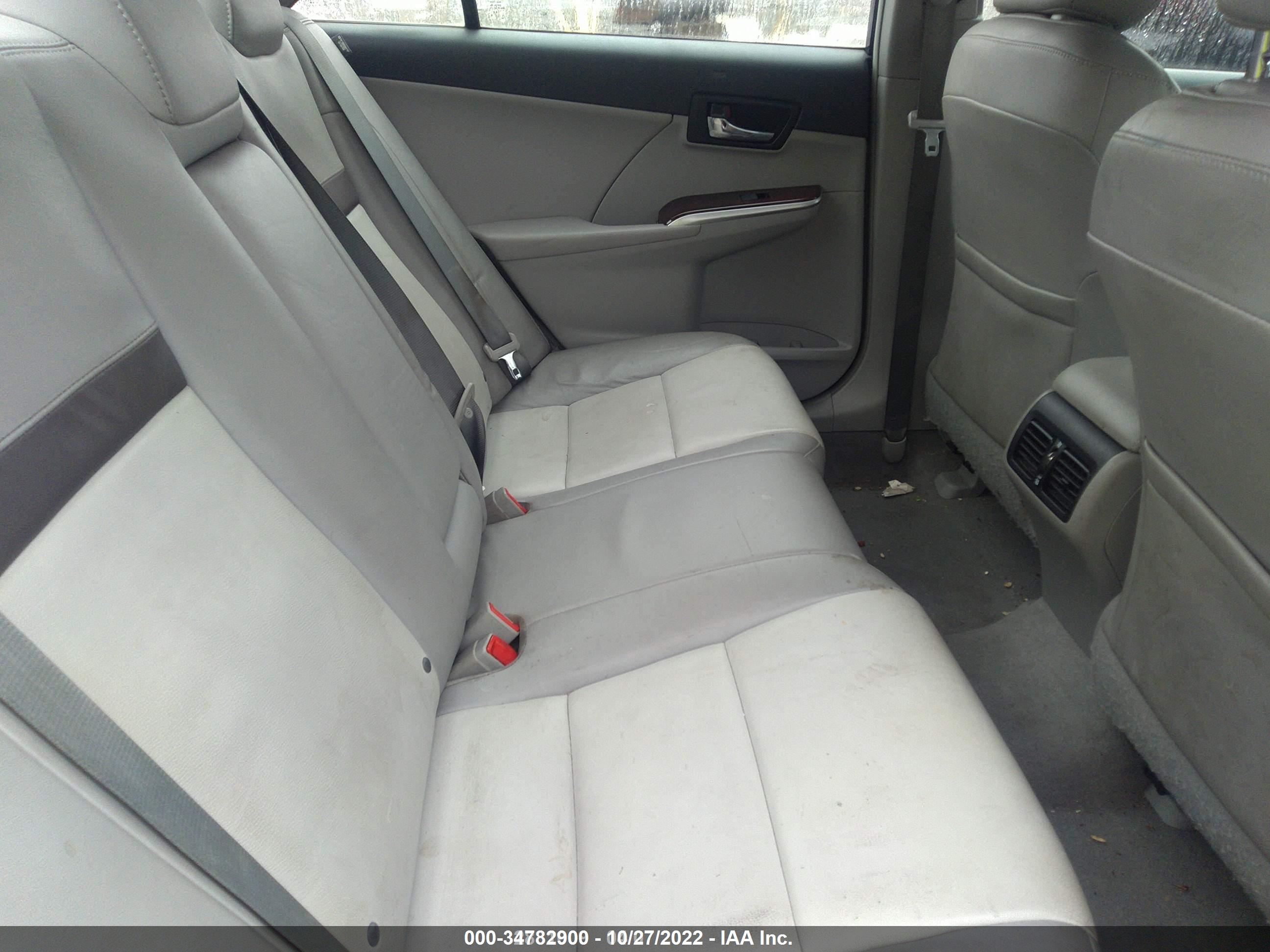 TOYOTA CAMRY image 8