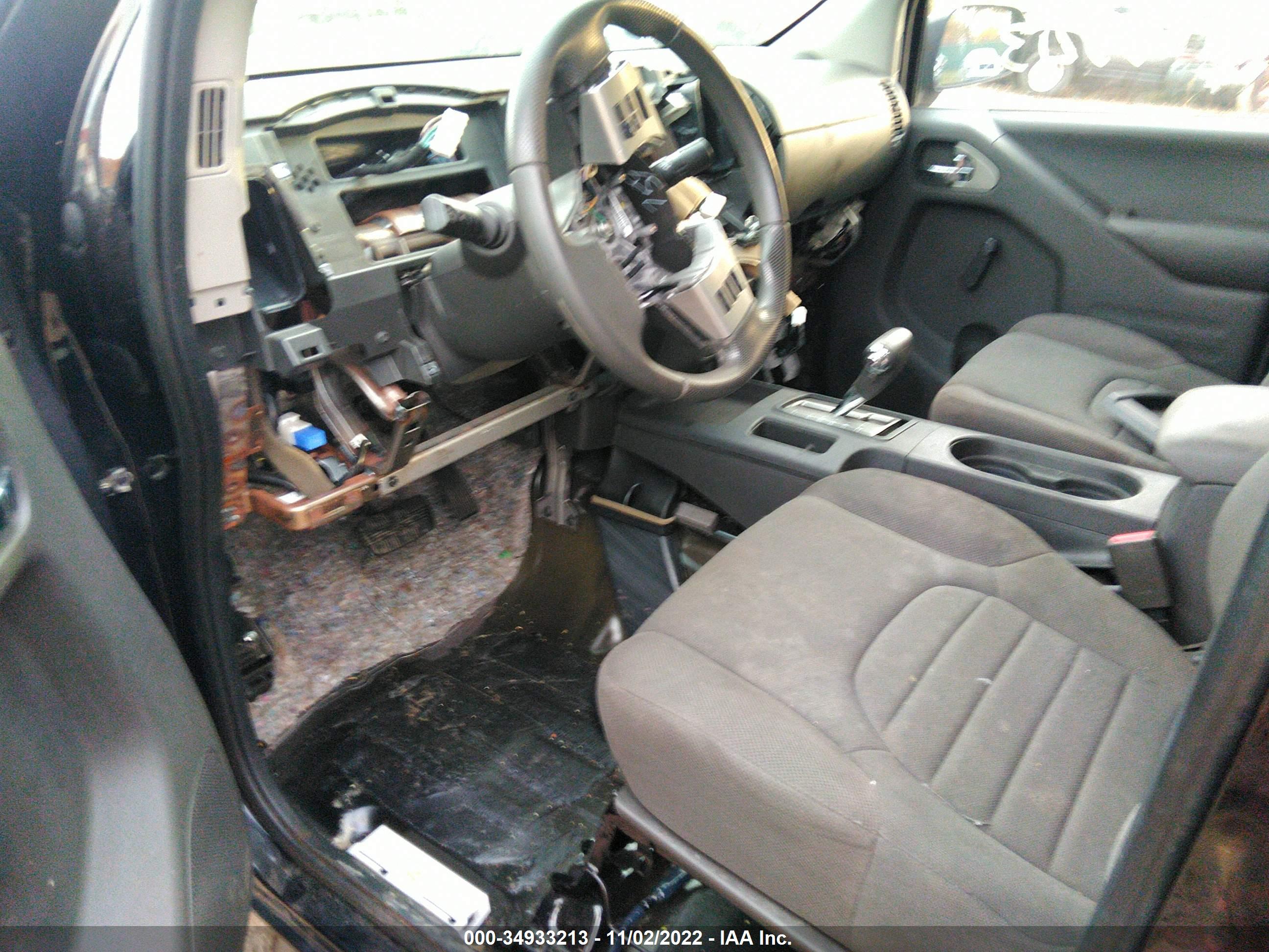 NISSAN FRONTIER image 6