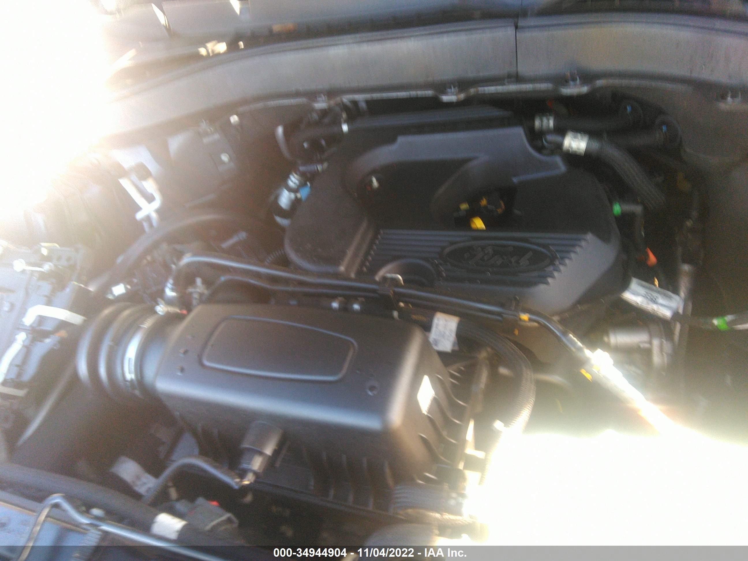 FORD EXPLORER image 10