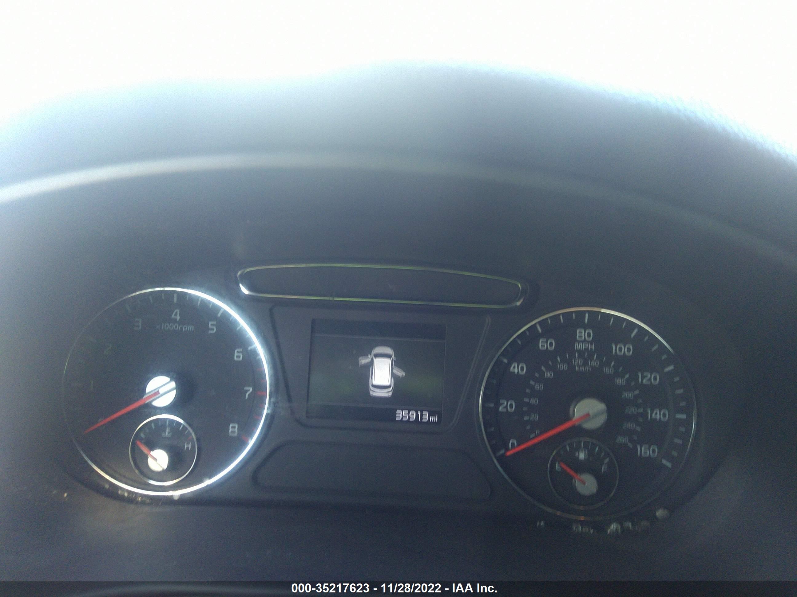 KIA SORENTO image 7