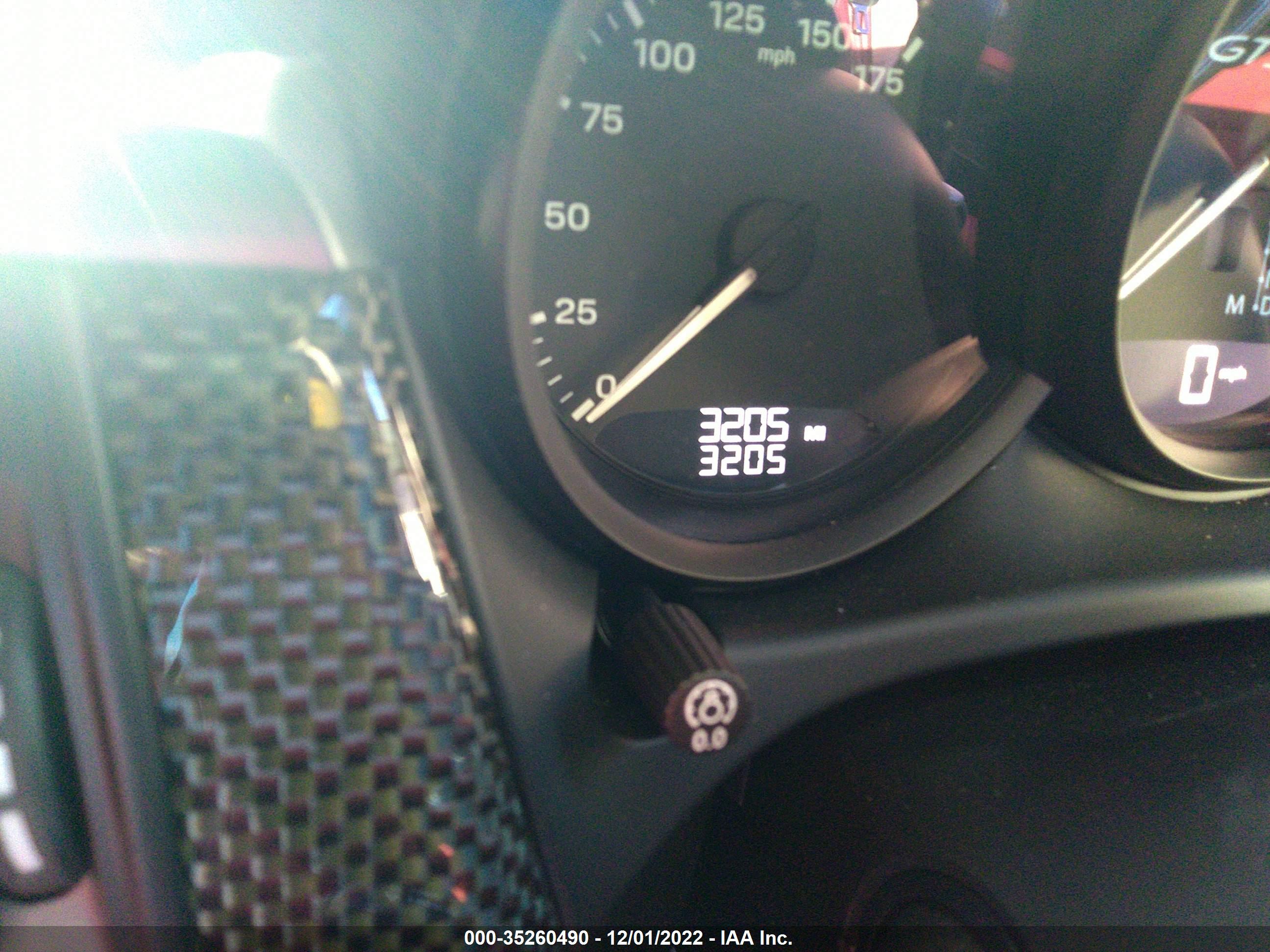 PORSCHE MACAN image 7