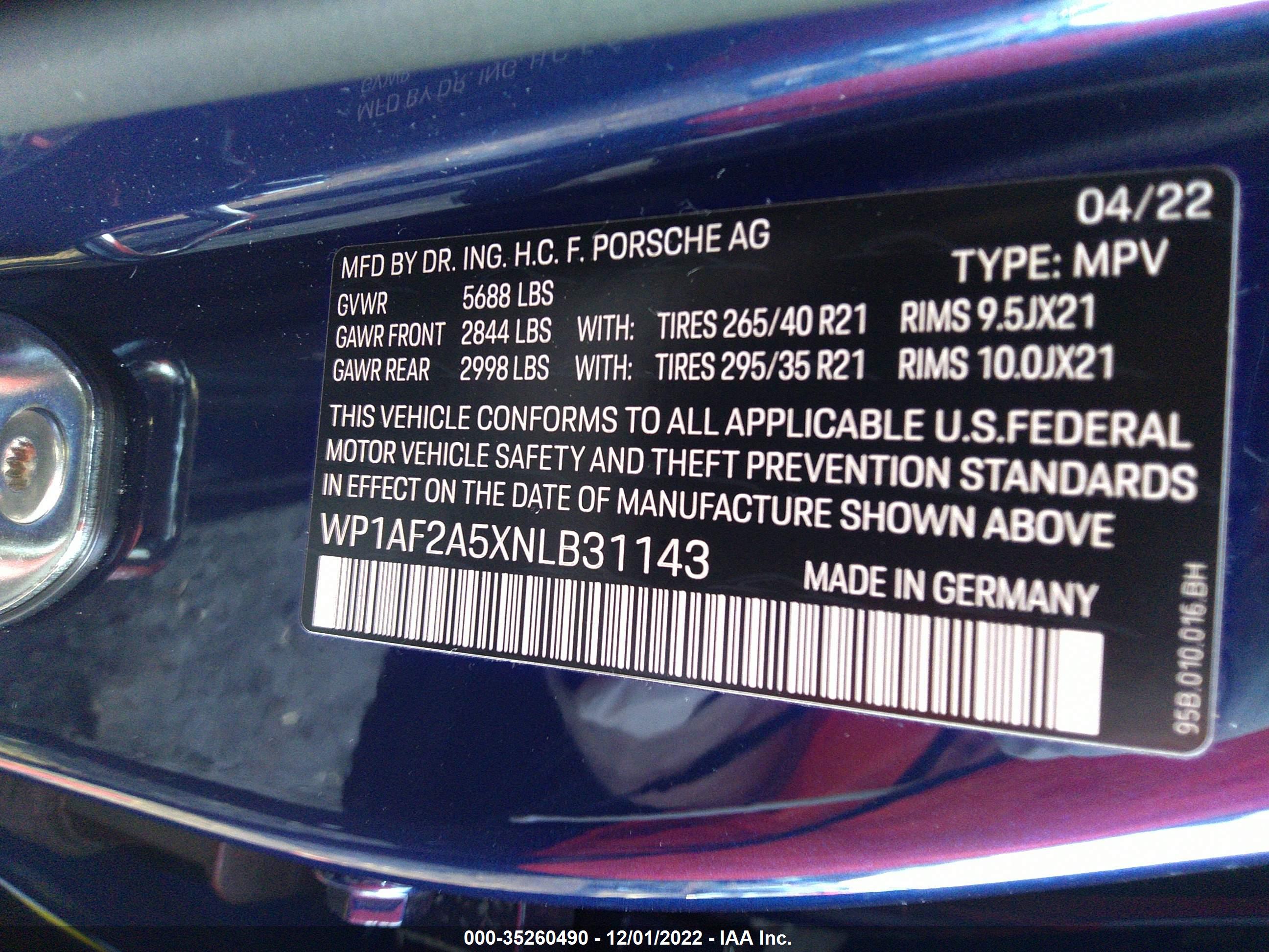 PORSCHE MACAN image 9