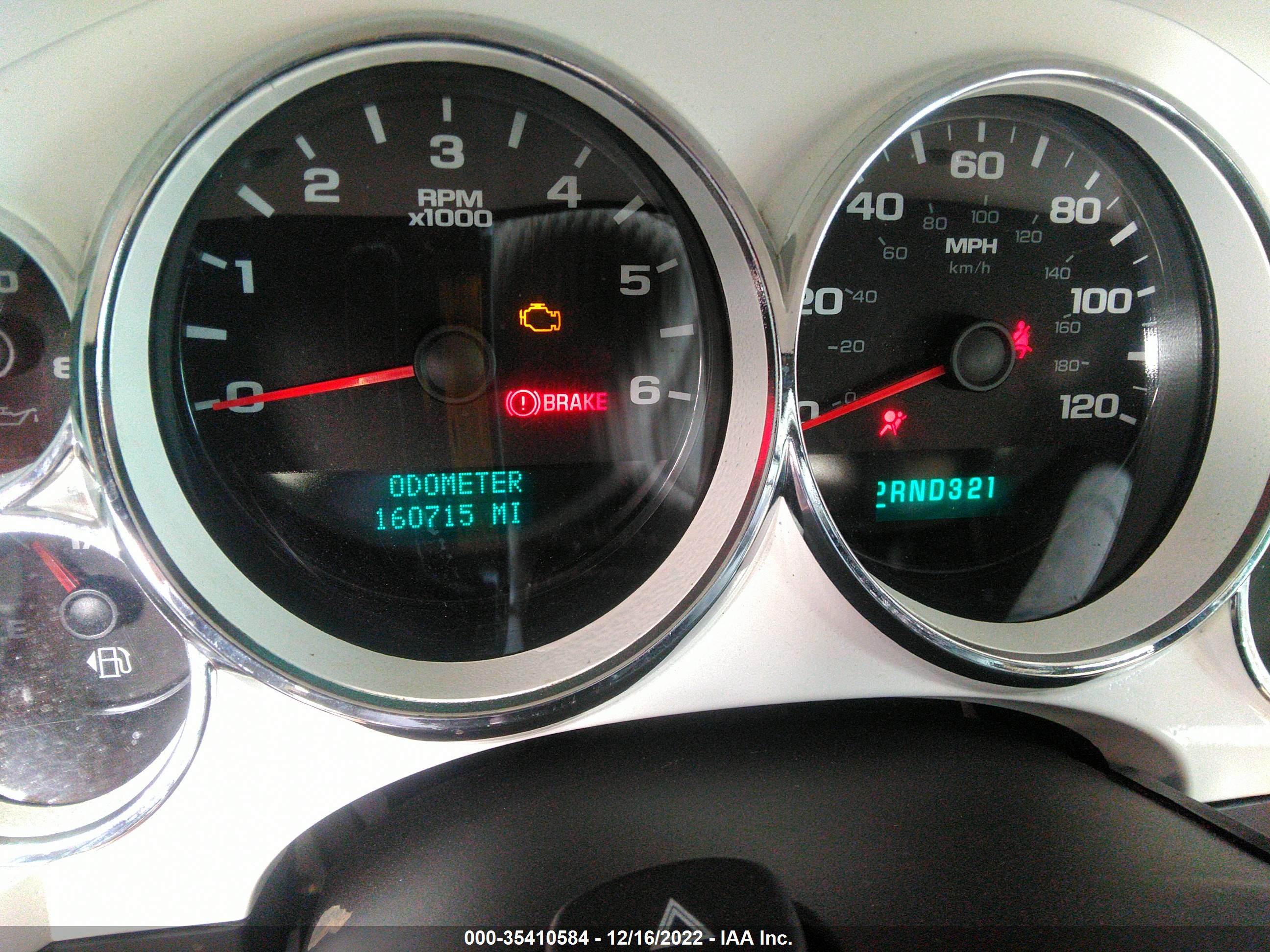 CHEVROLET SILVERADO image 7