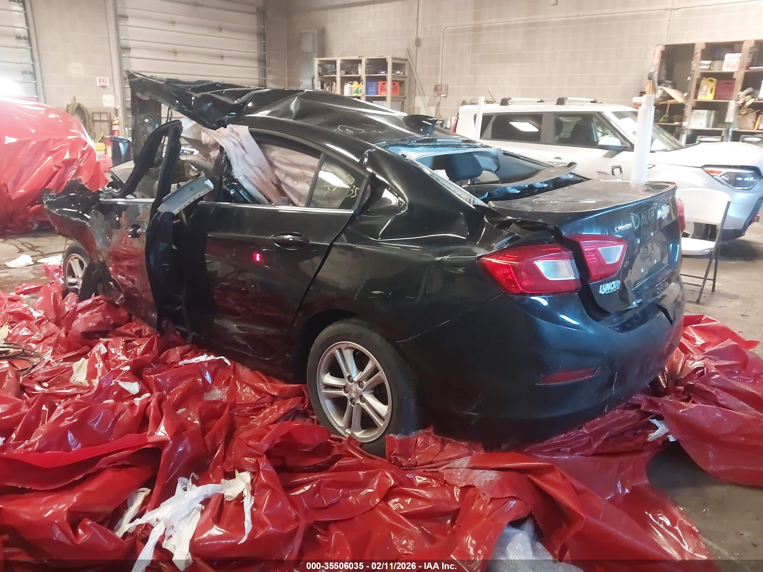 CHEVROLET CRUZE image 3