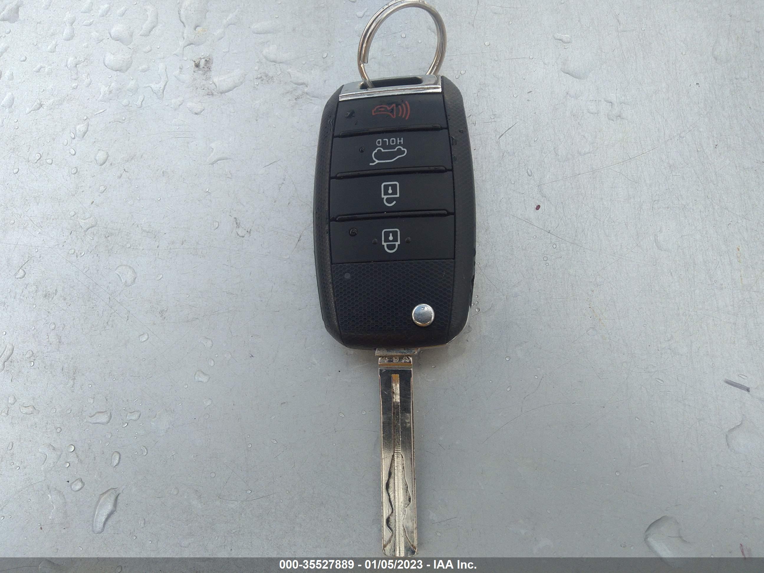 KIA SPORTAGE image 11
