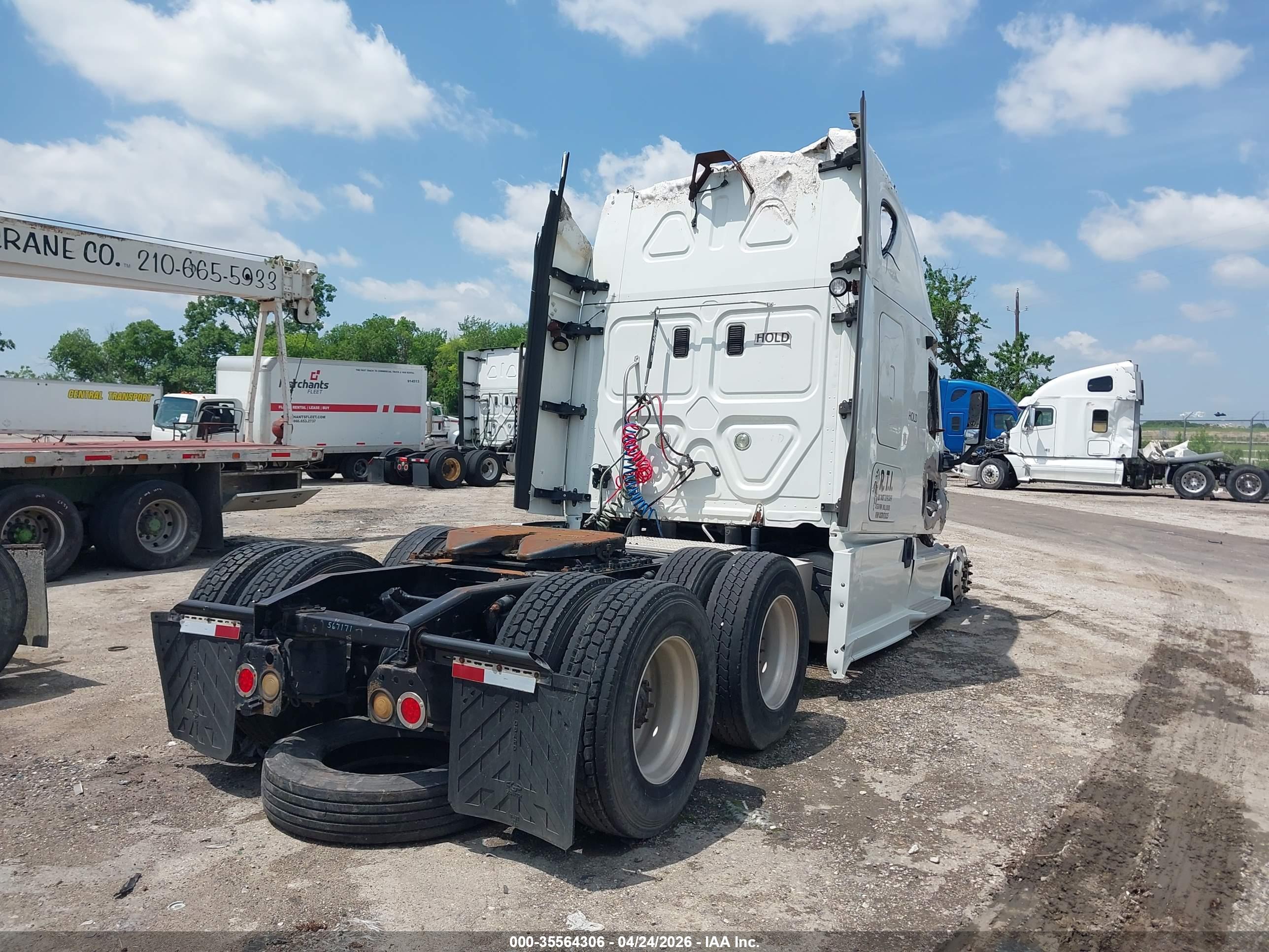 FREIGHTLINER CASCADIA image 4