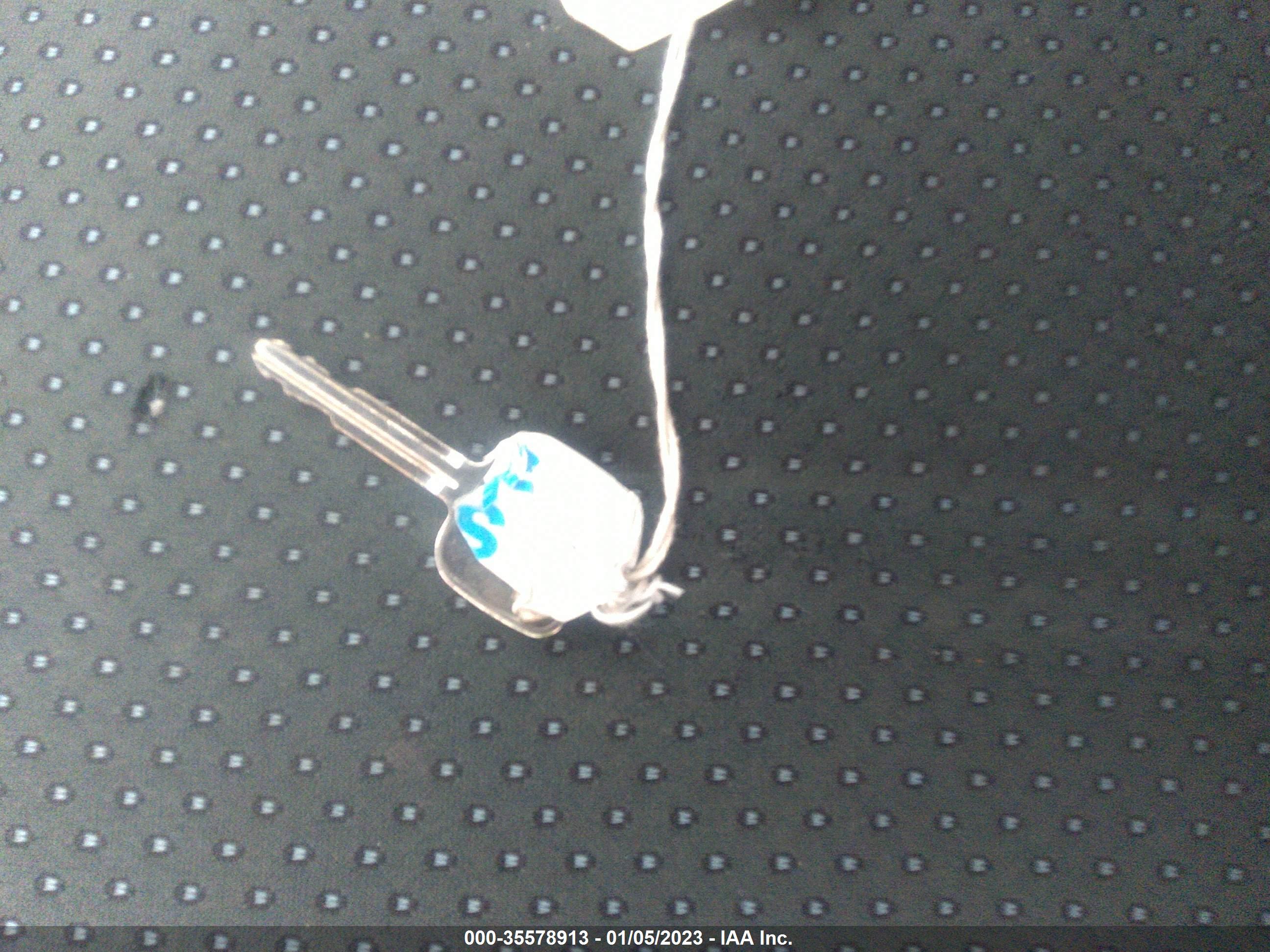 TOYOTA YARIS image 11