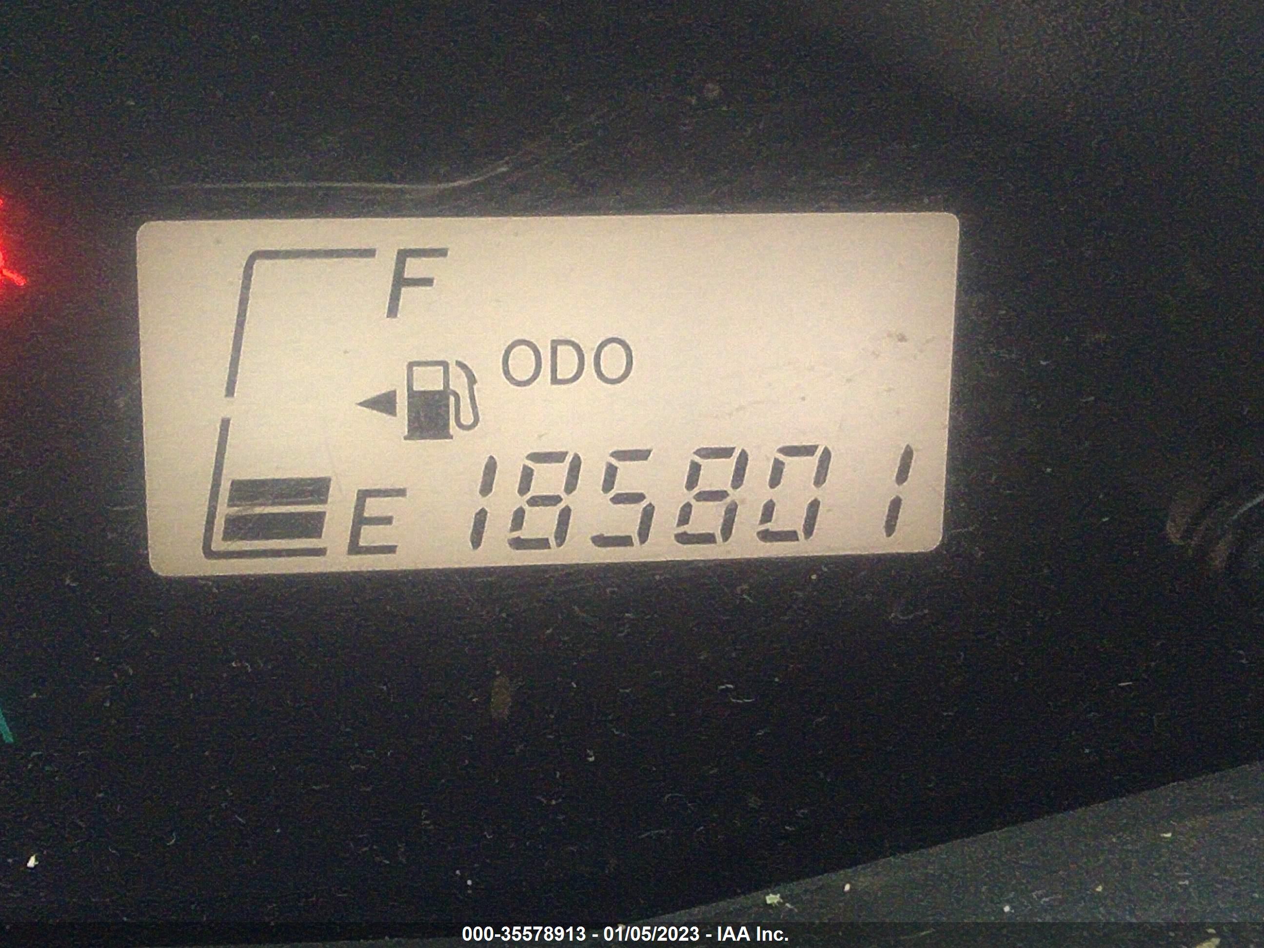 TOYOTA YARIS image 7