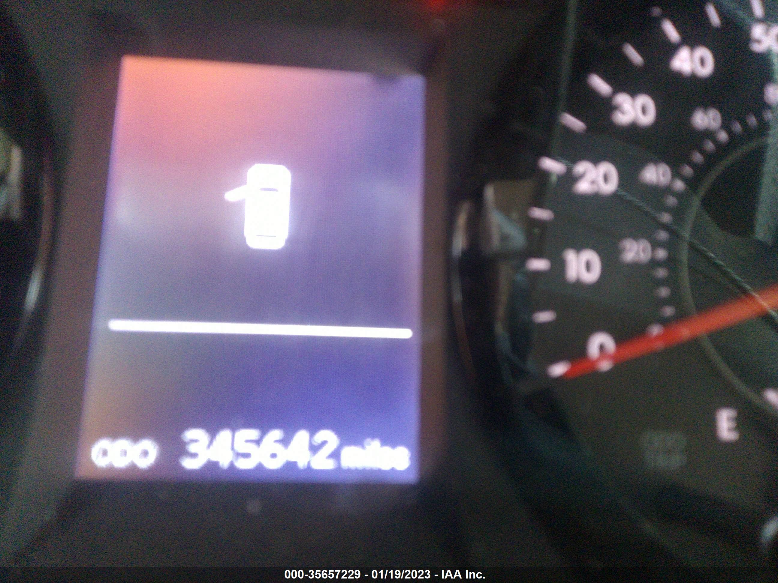 TOYOTA SIENNA image 7
