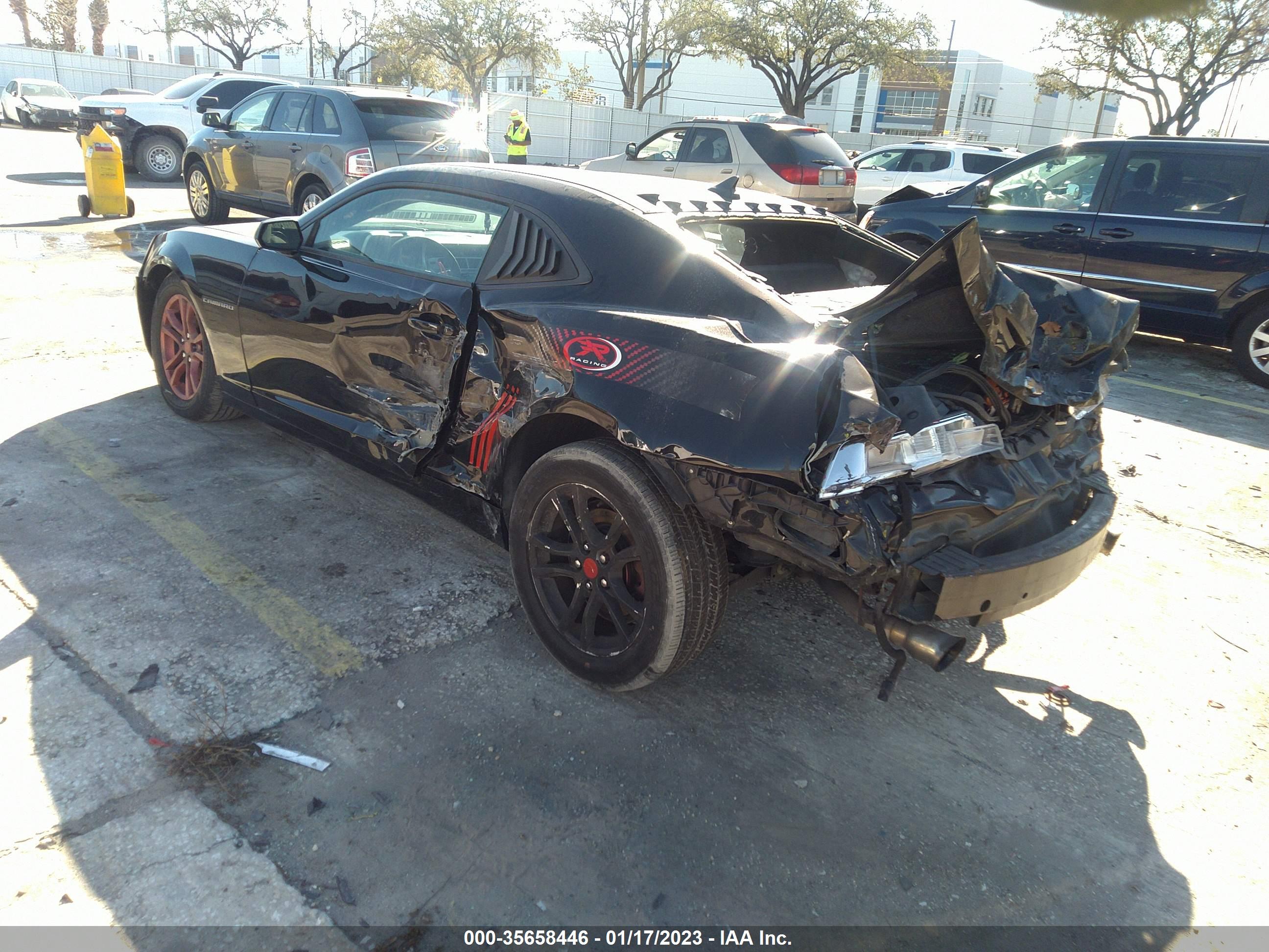 CHEVROLET CAMARO image 3