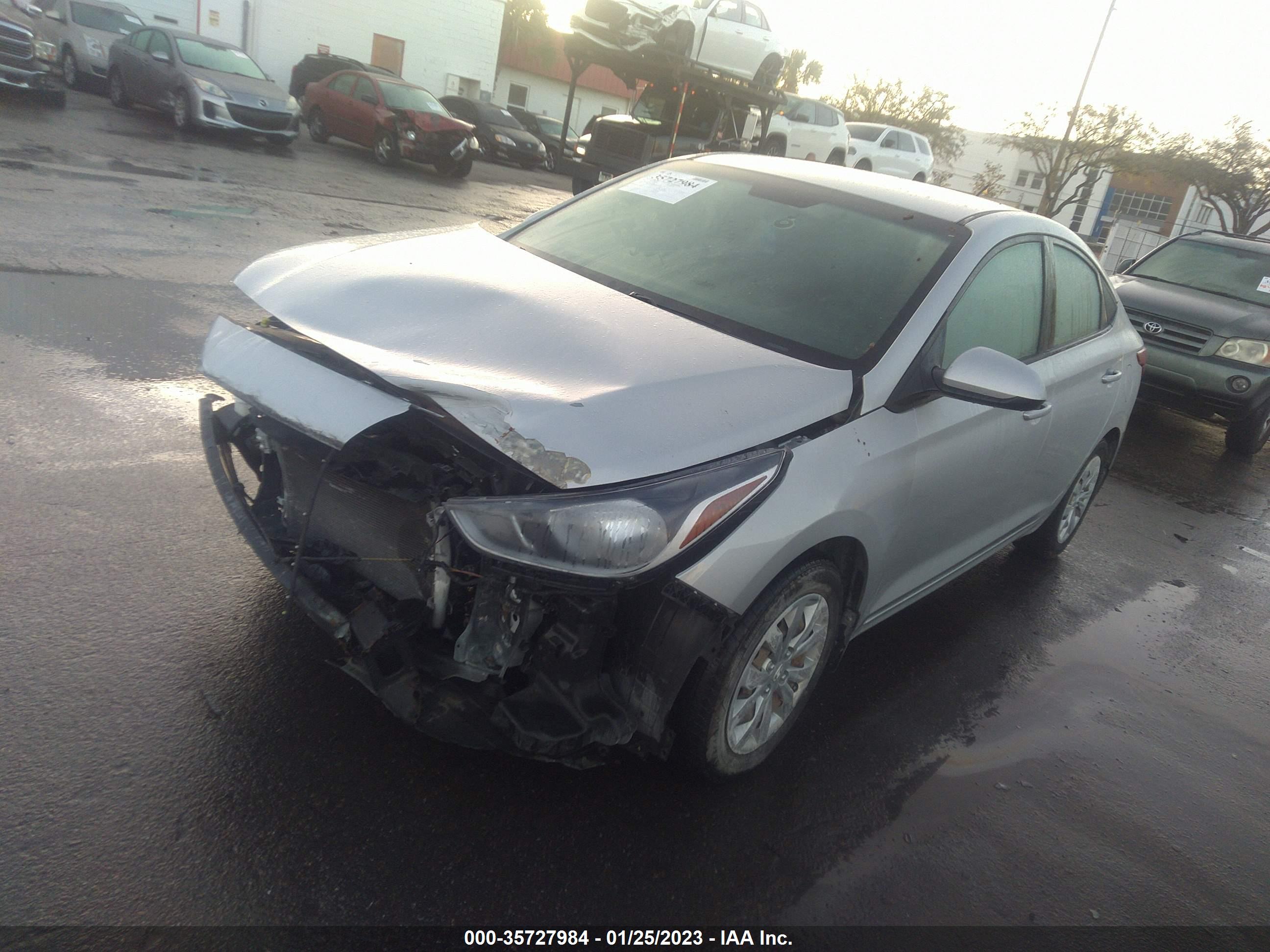 HYUNDAI ACCENT image 2