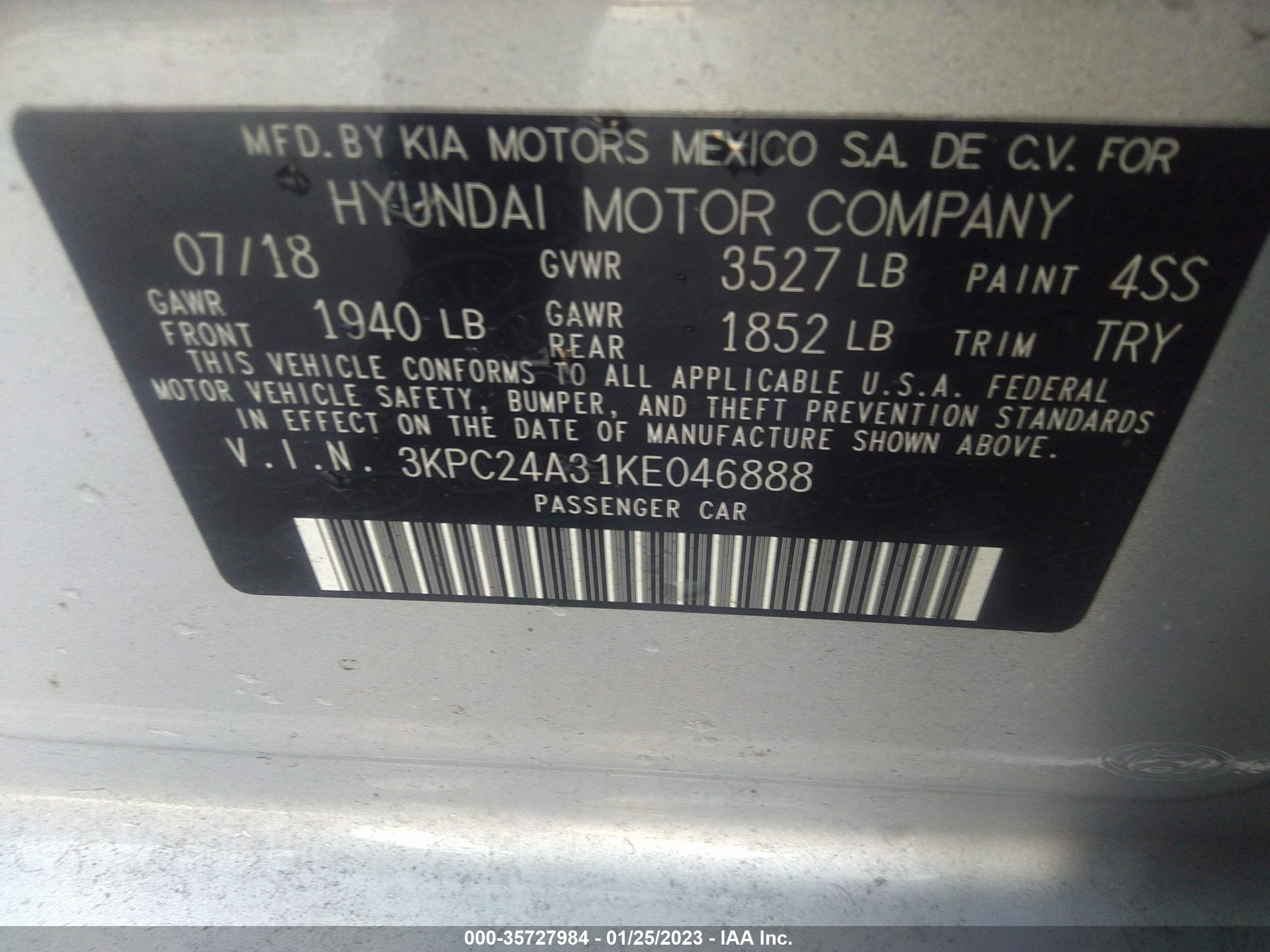 HYUNDAI ACCENT image 9