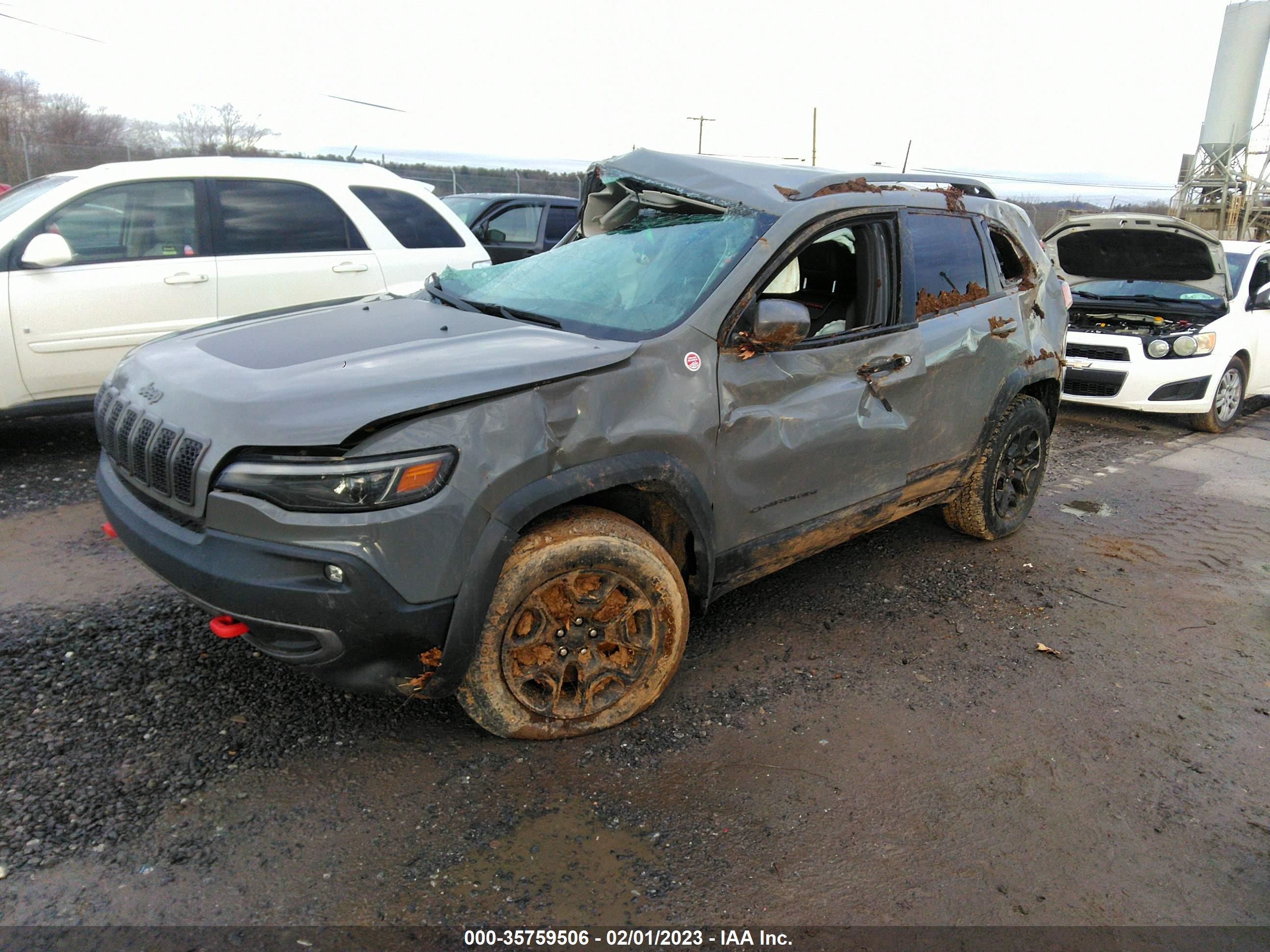 JEEP CHEROKEE image 2
