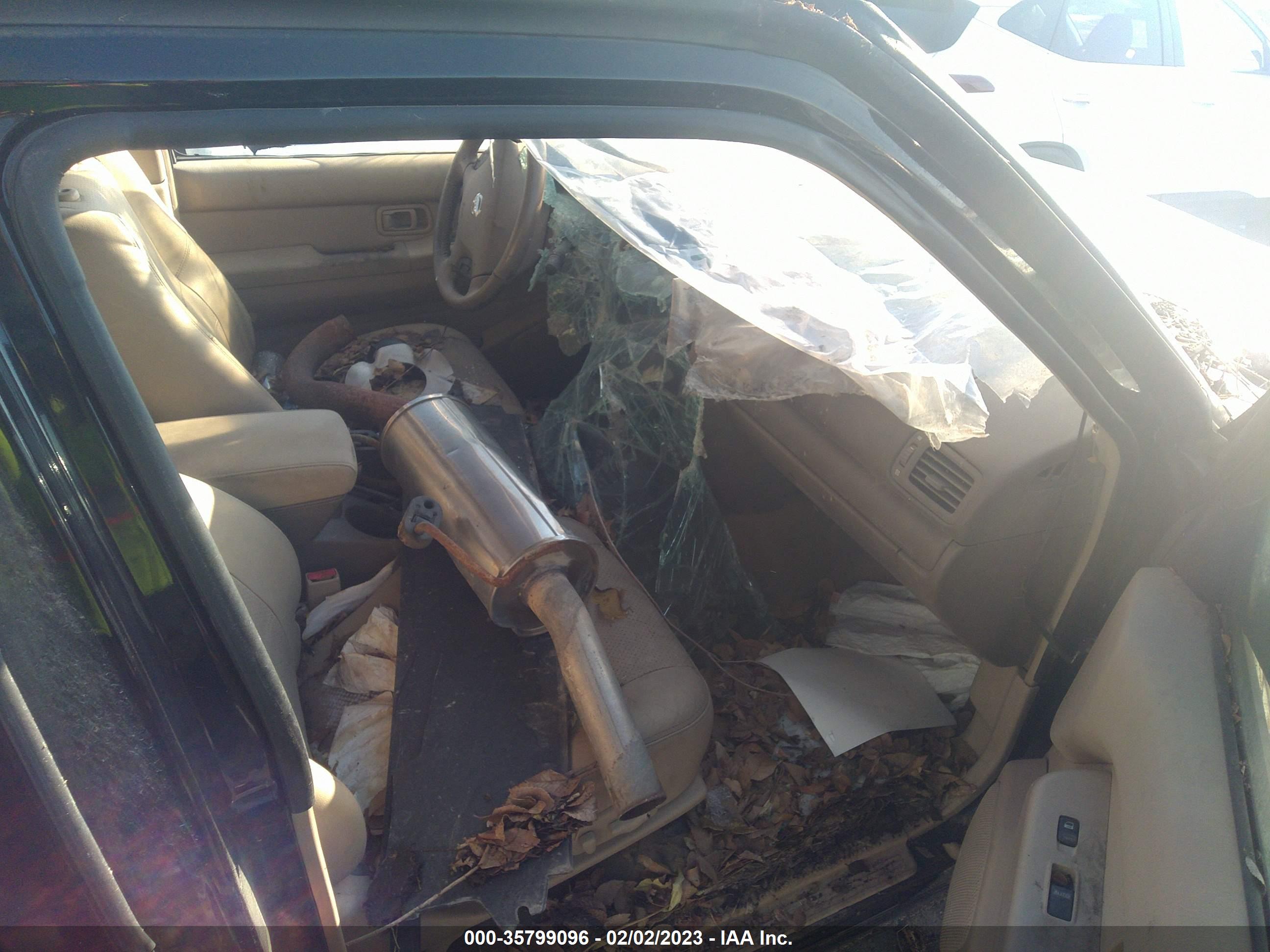 NISSAN PATHFINDER image 5