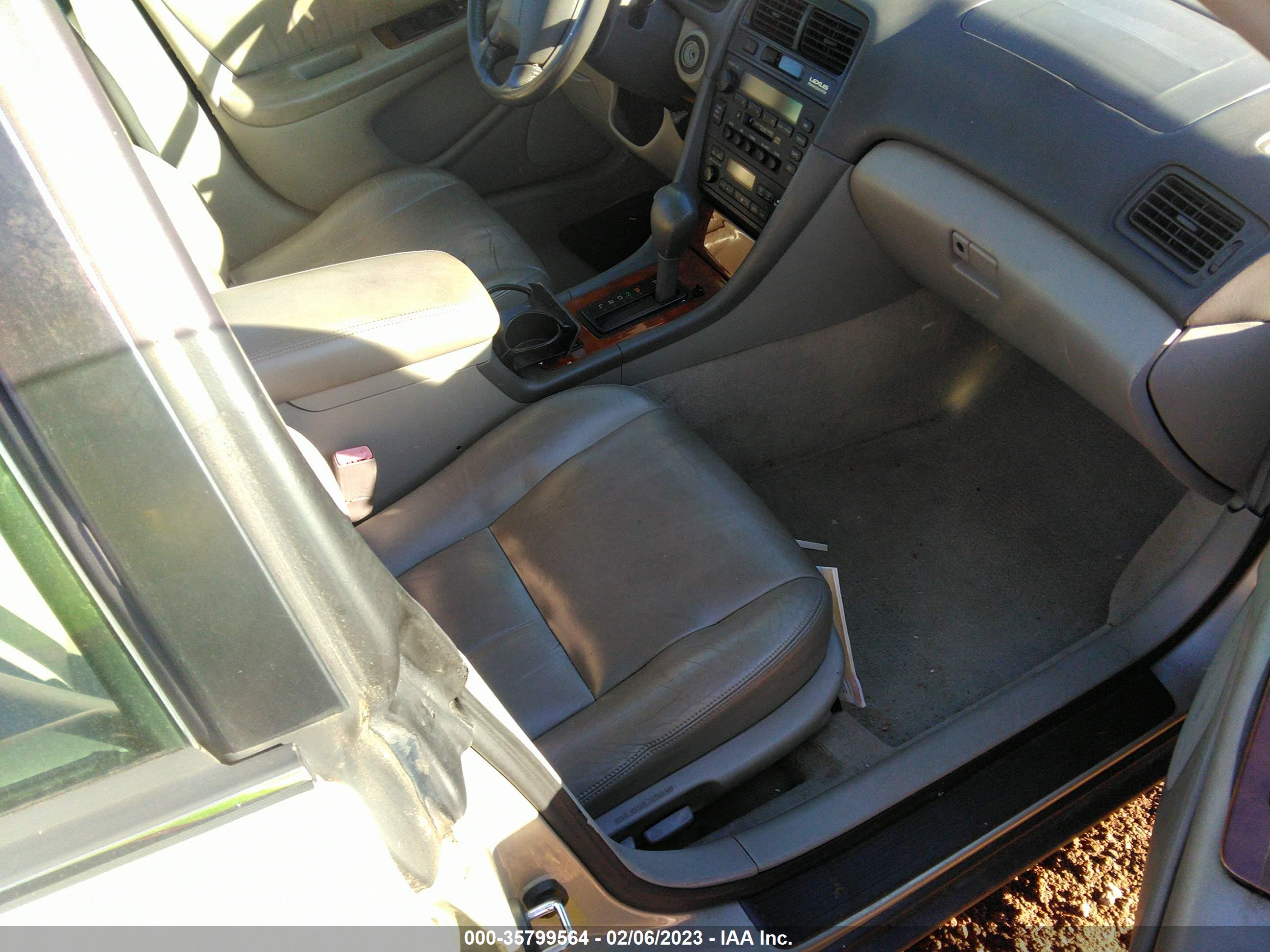LEXUS ES image 5
