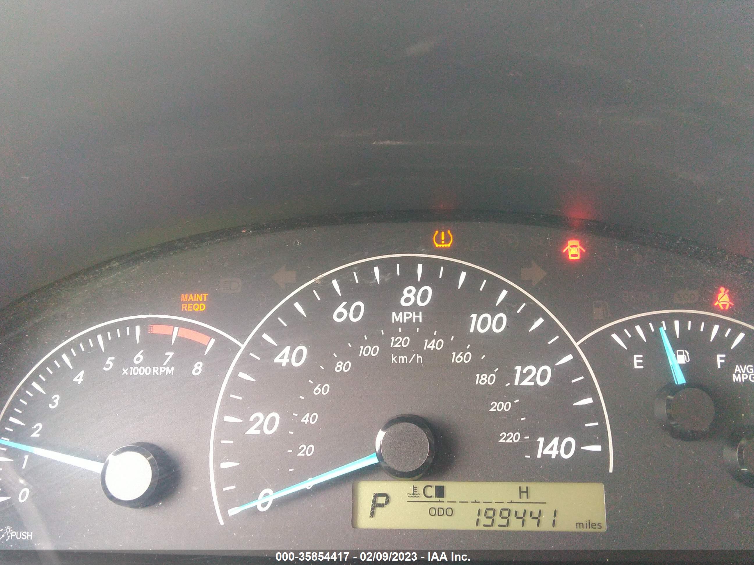 TOYOTA CAMRY image 7