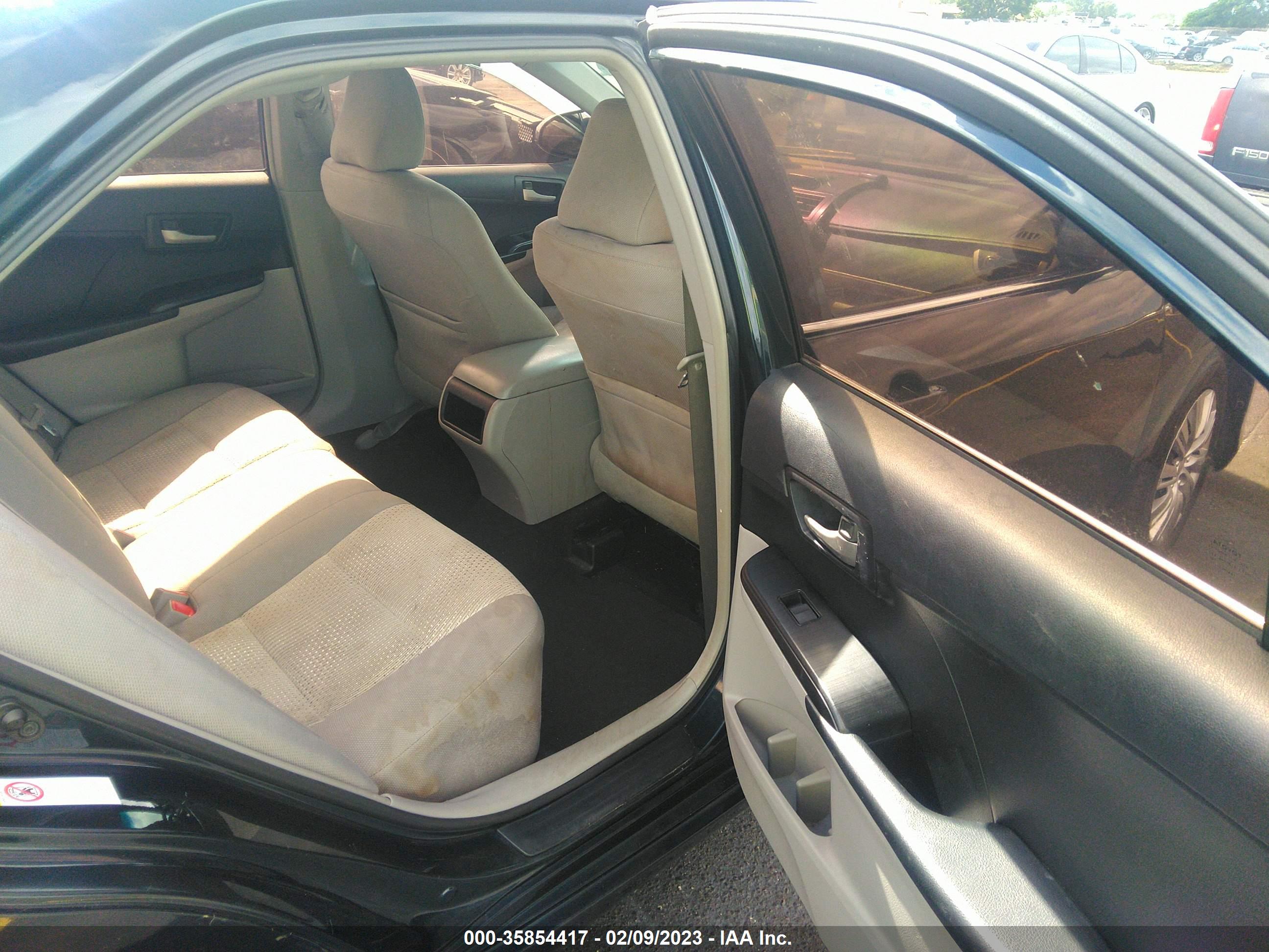 TOYOTA CAMRY image 8
