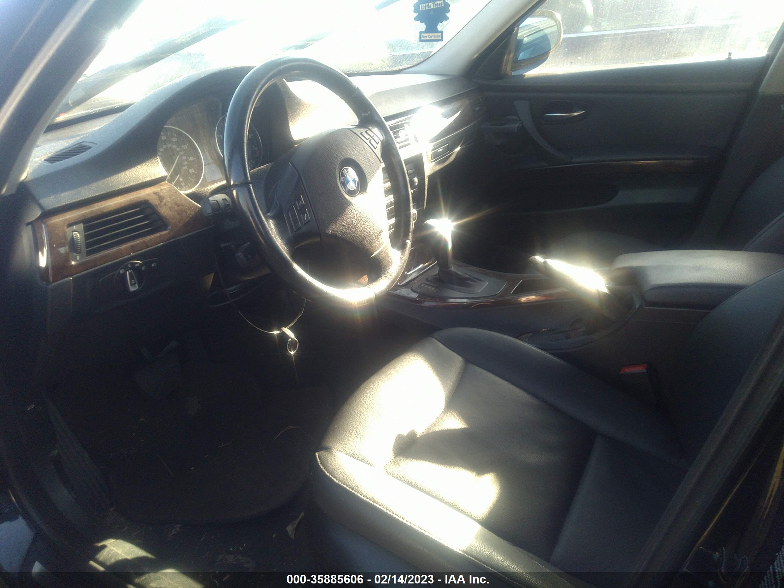 BMW 328I image 5