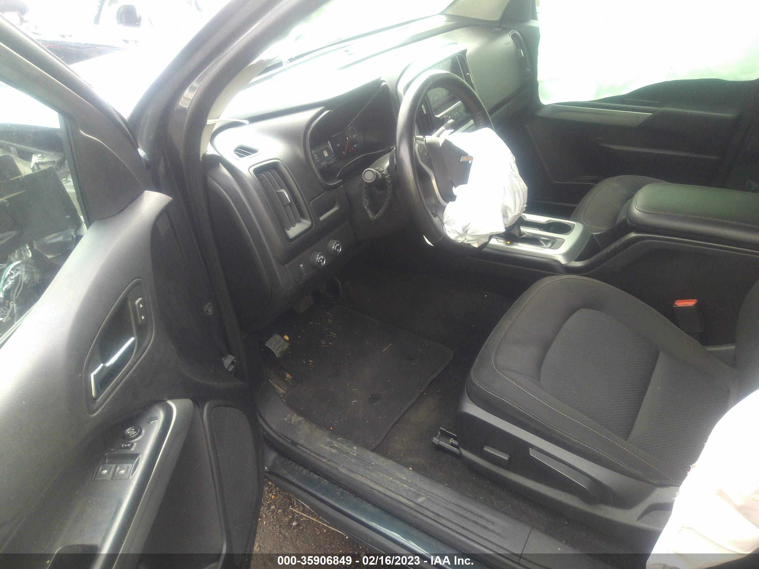CHEVROLET COLORADO image 5