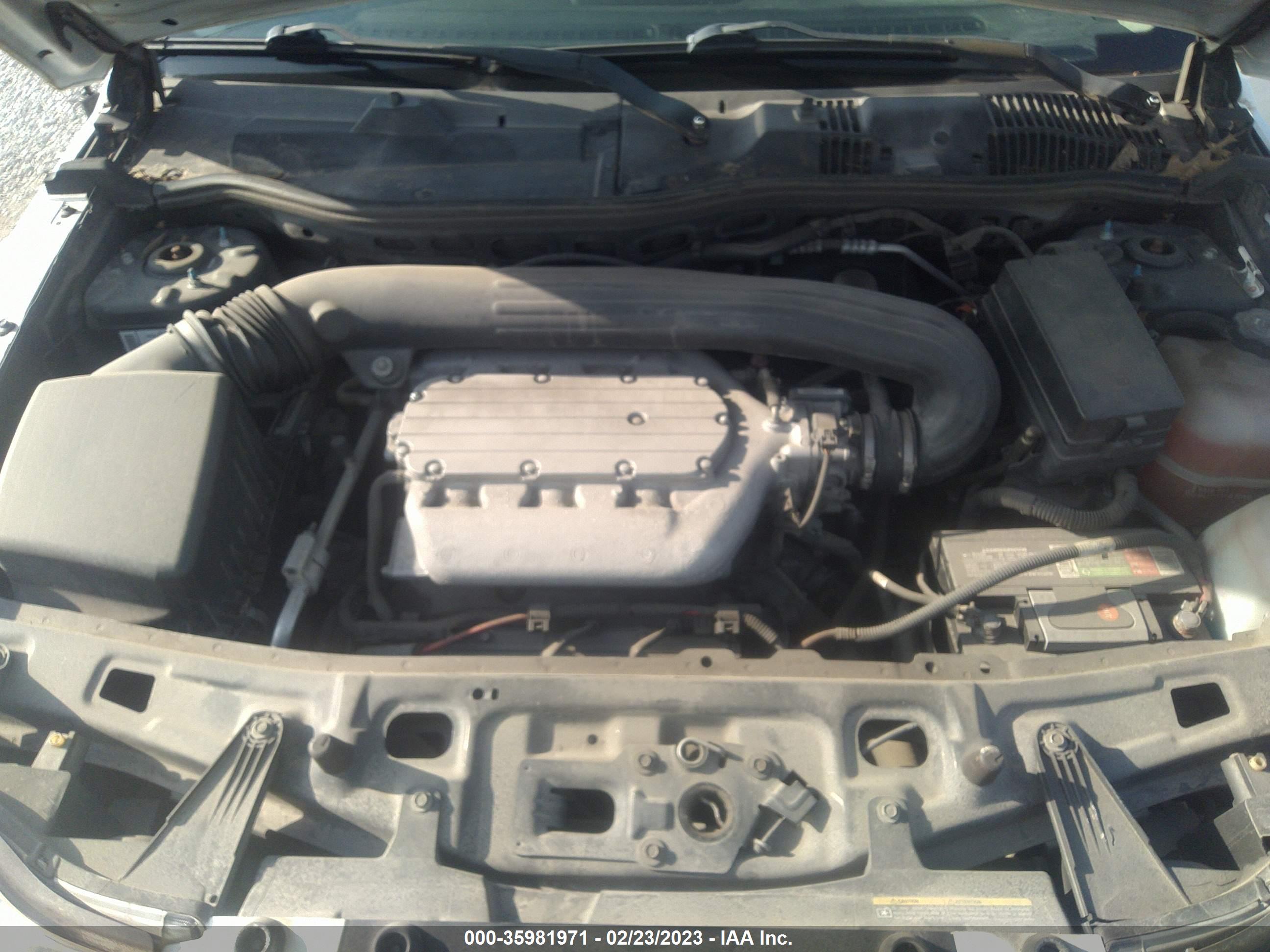 SATURN VUE image 10