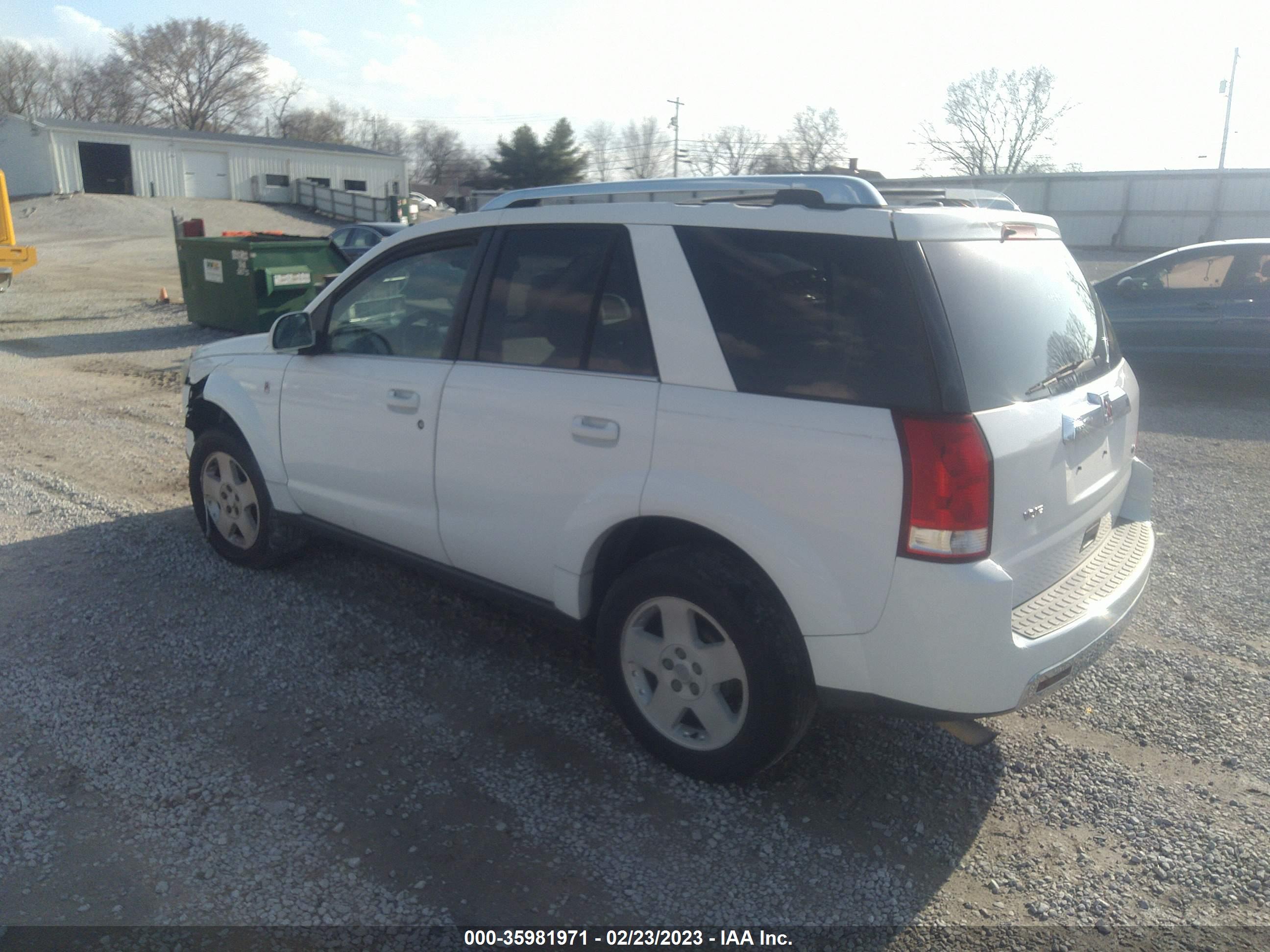 SATURN VUE image 3