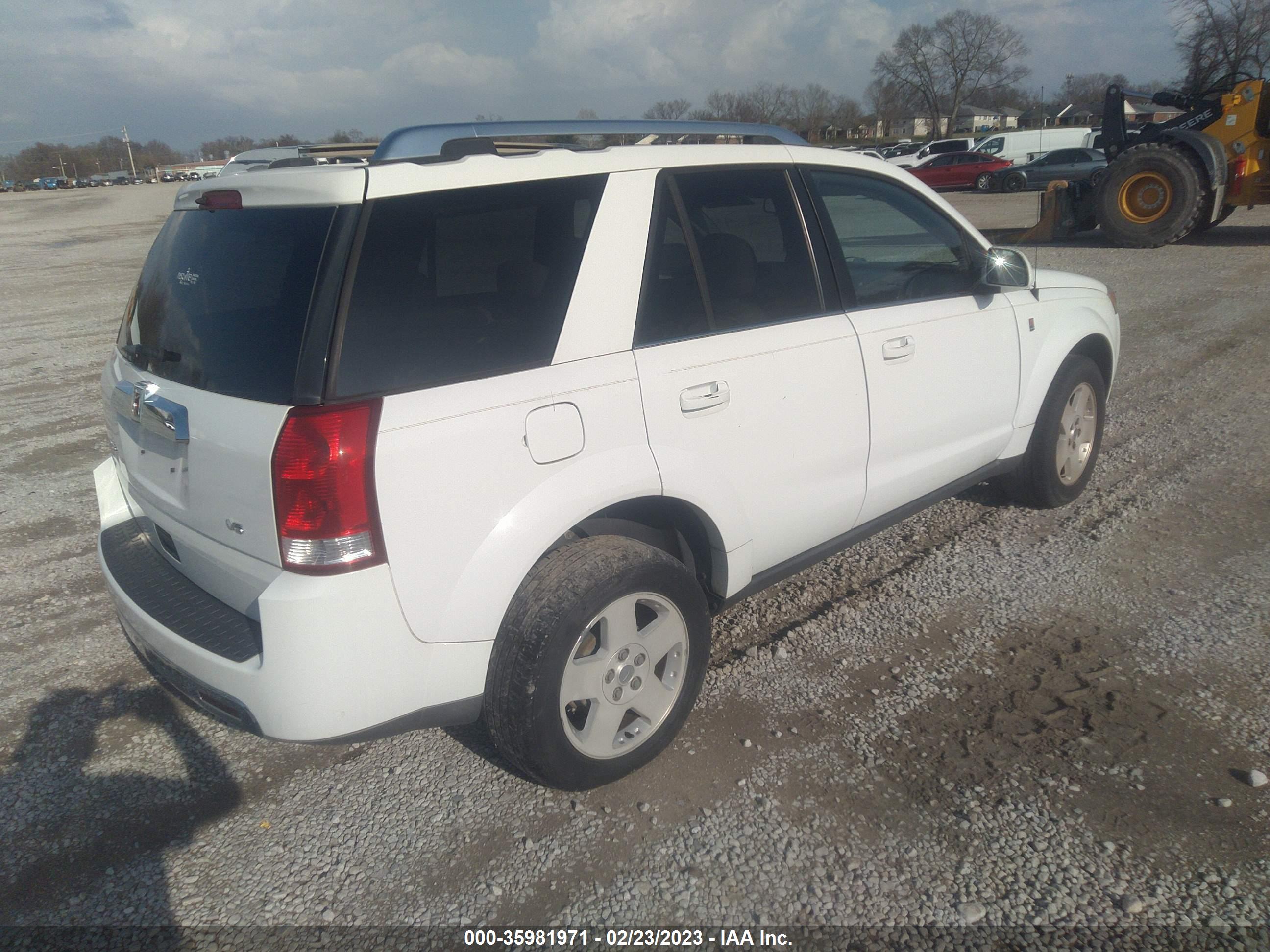 SATURN VUE image 4